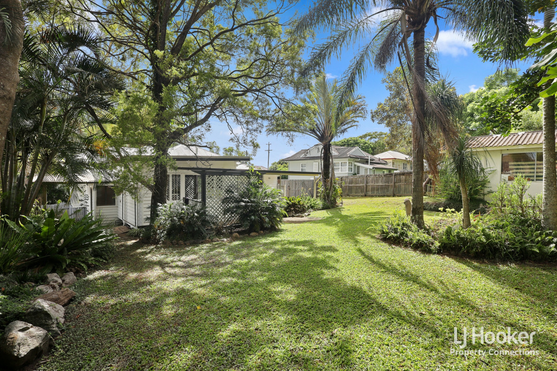 15 Boona Street, PETRIE