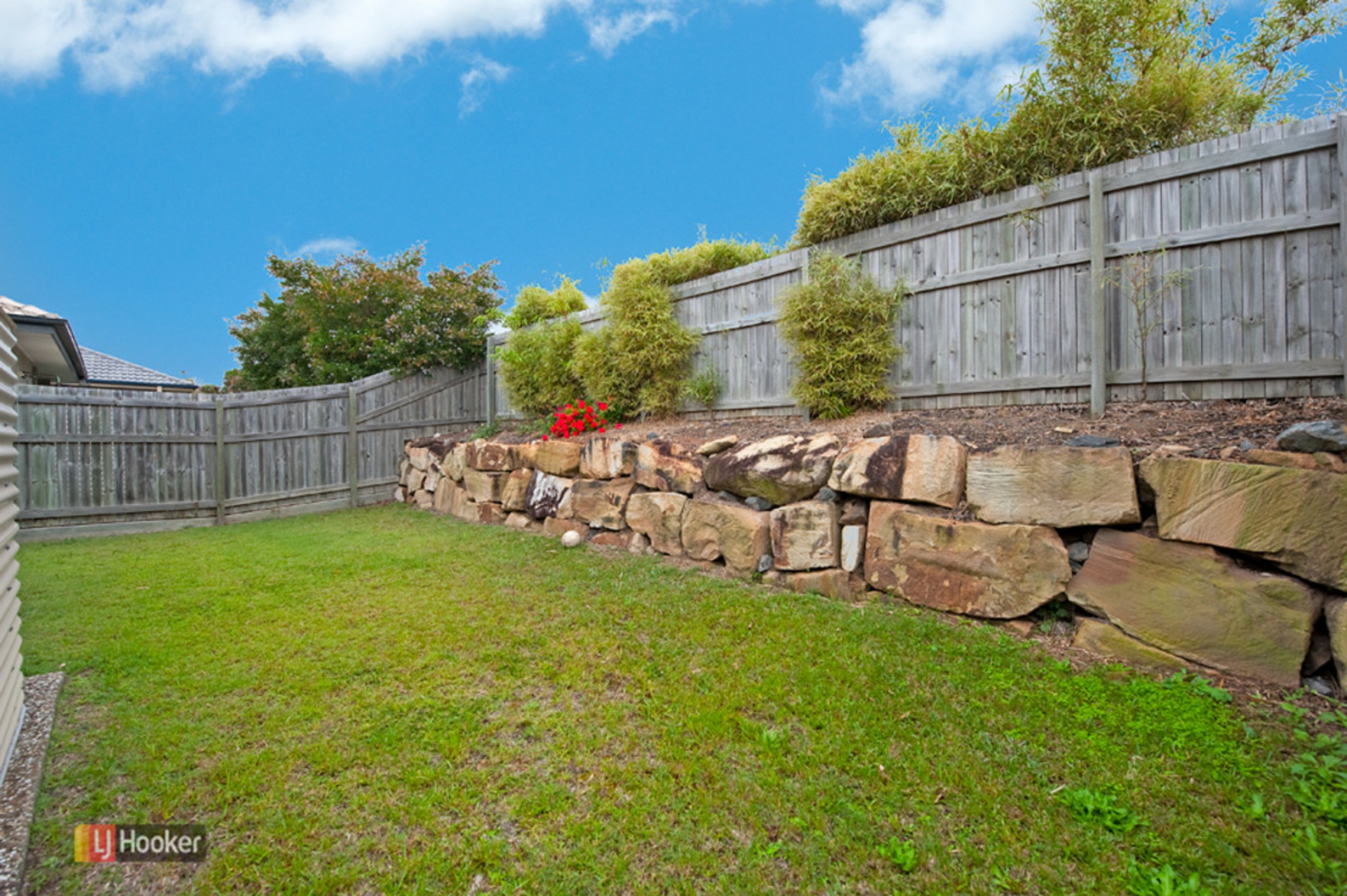 10 Suntrust Street, NORTH LAKES
