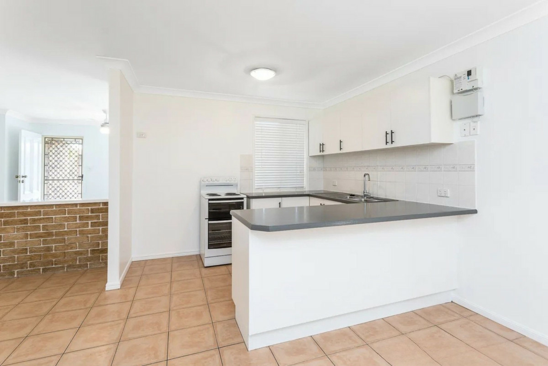 10 Braidwood Street, MURRUMBA DOWNS