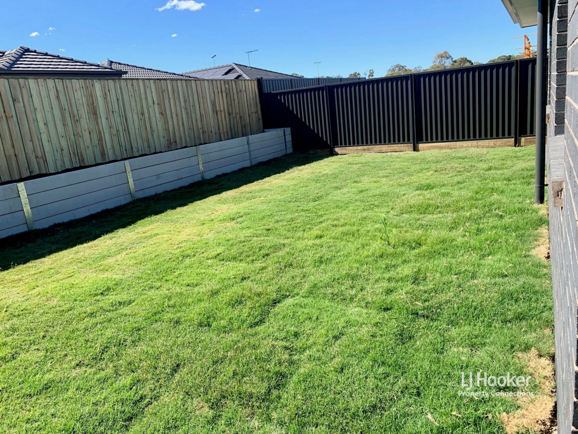 15 Festival Street, MORAYFIELD