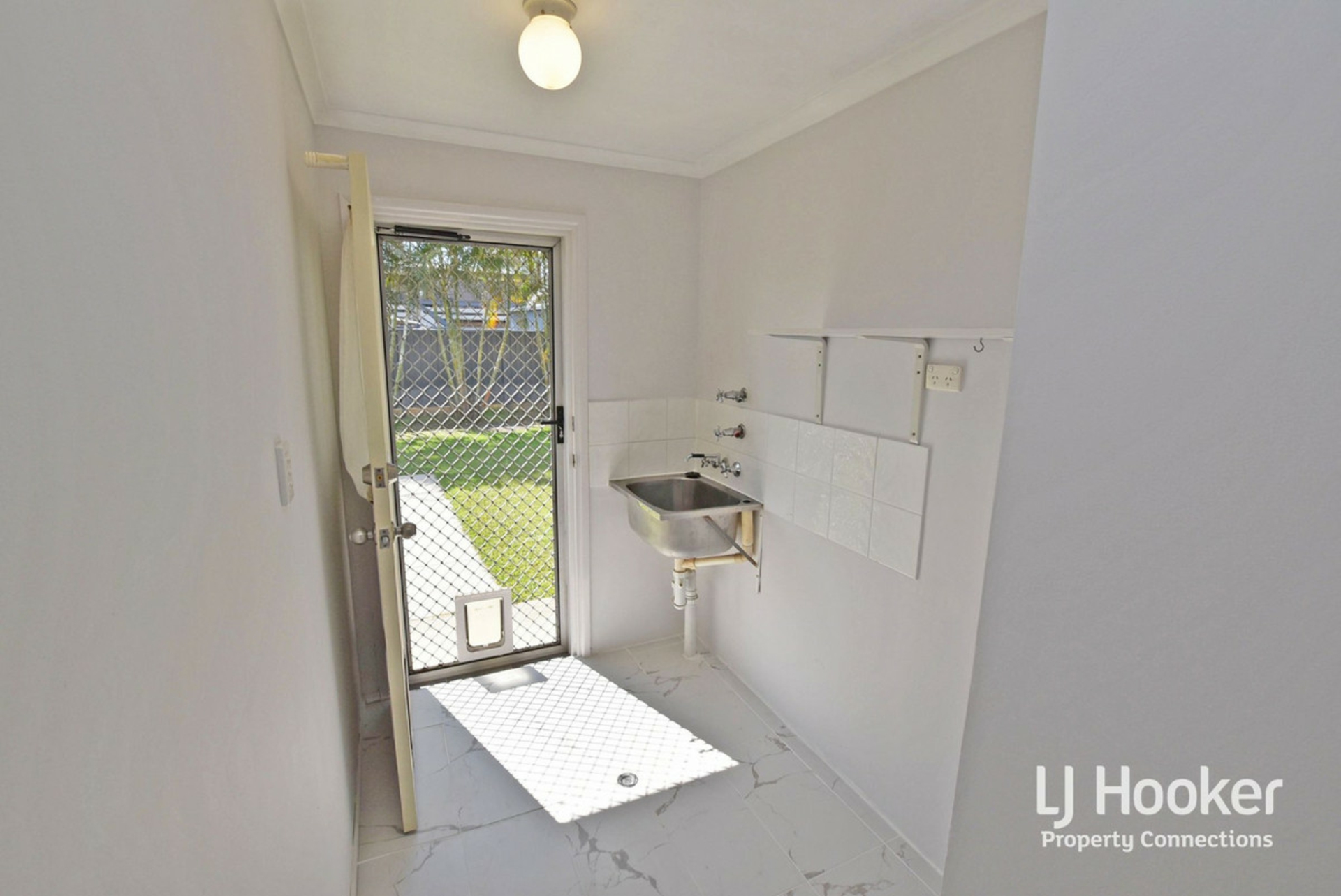 33 Donowain Drive, DECEPTION BAY