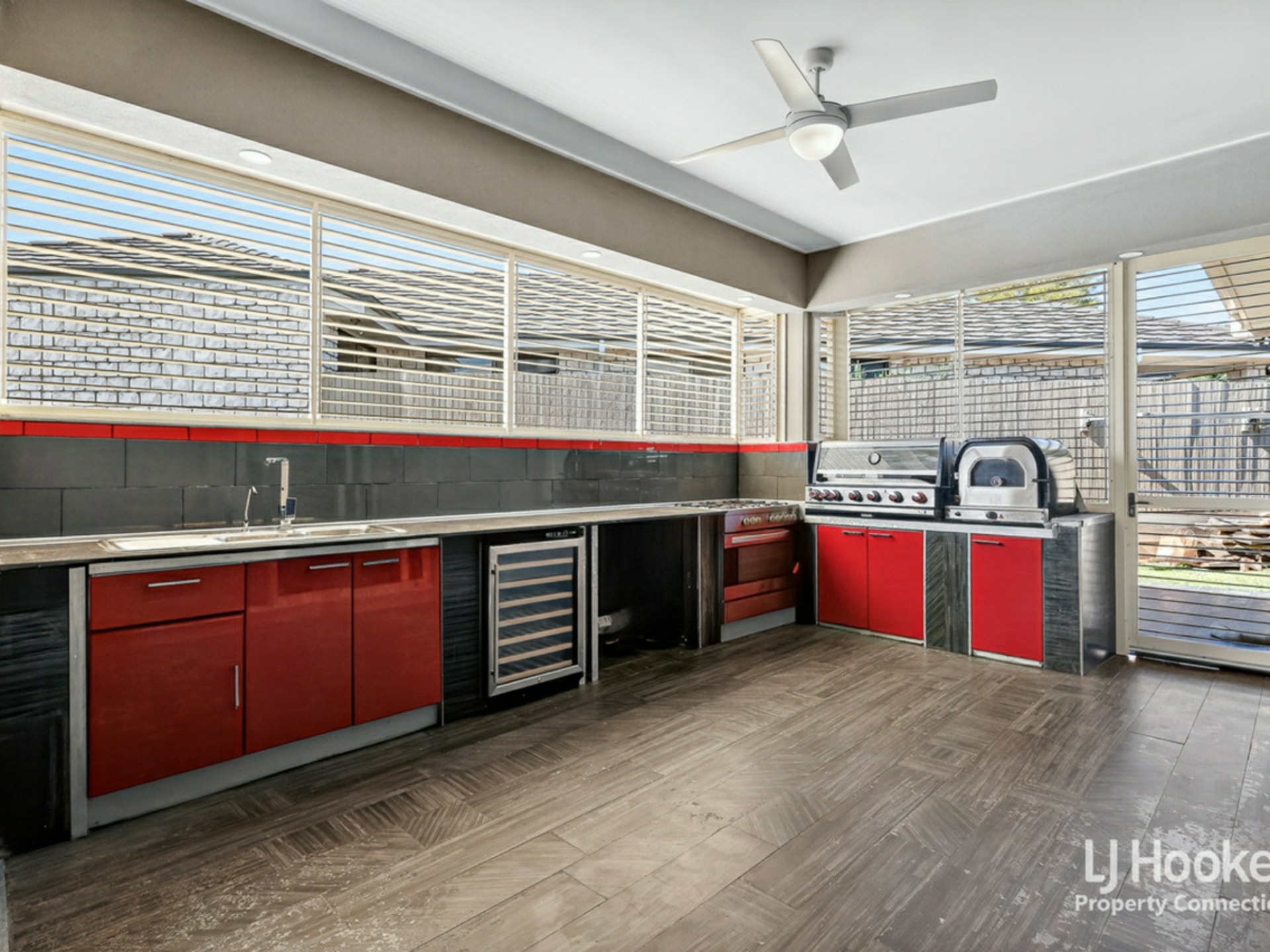 13 Bayleaf Street — photo 10 of 18
