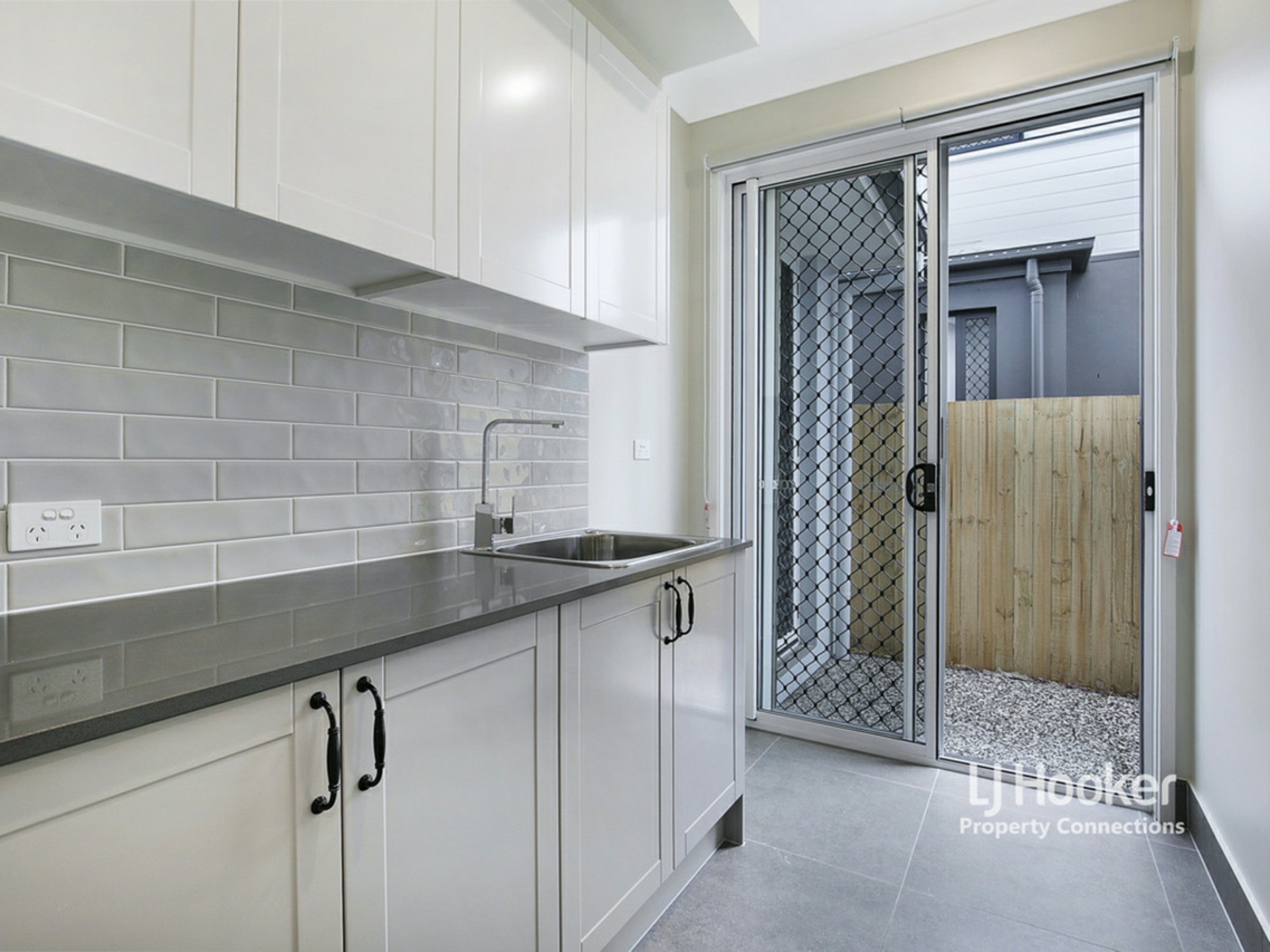 14 Tiffany Street — photo 22 of 24