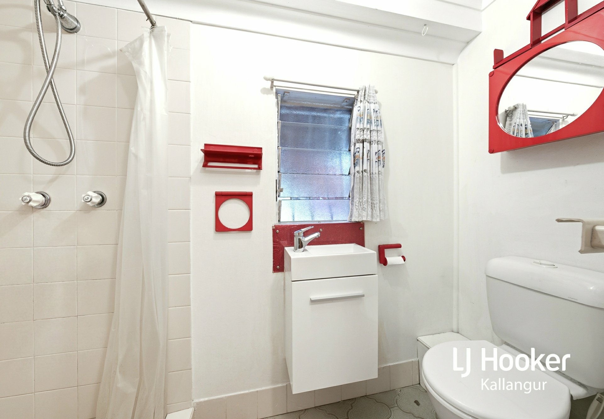 40 Ladybird Street — photo 15 of 28