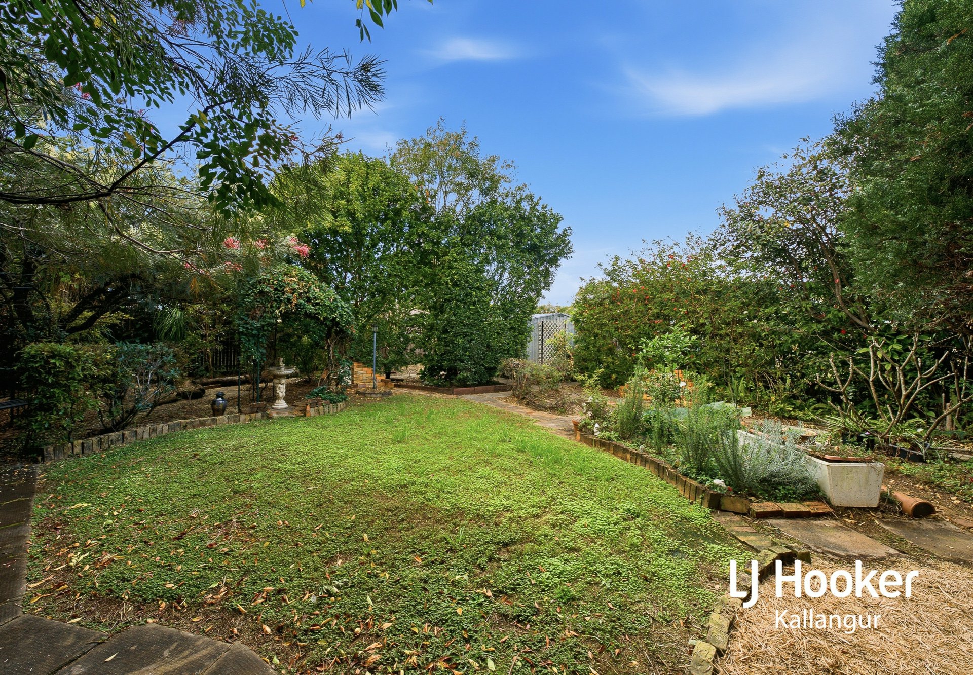 40 Ladybird Street — photo 20 of 28
