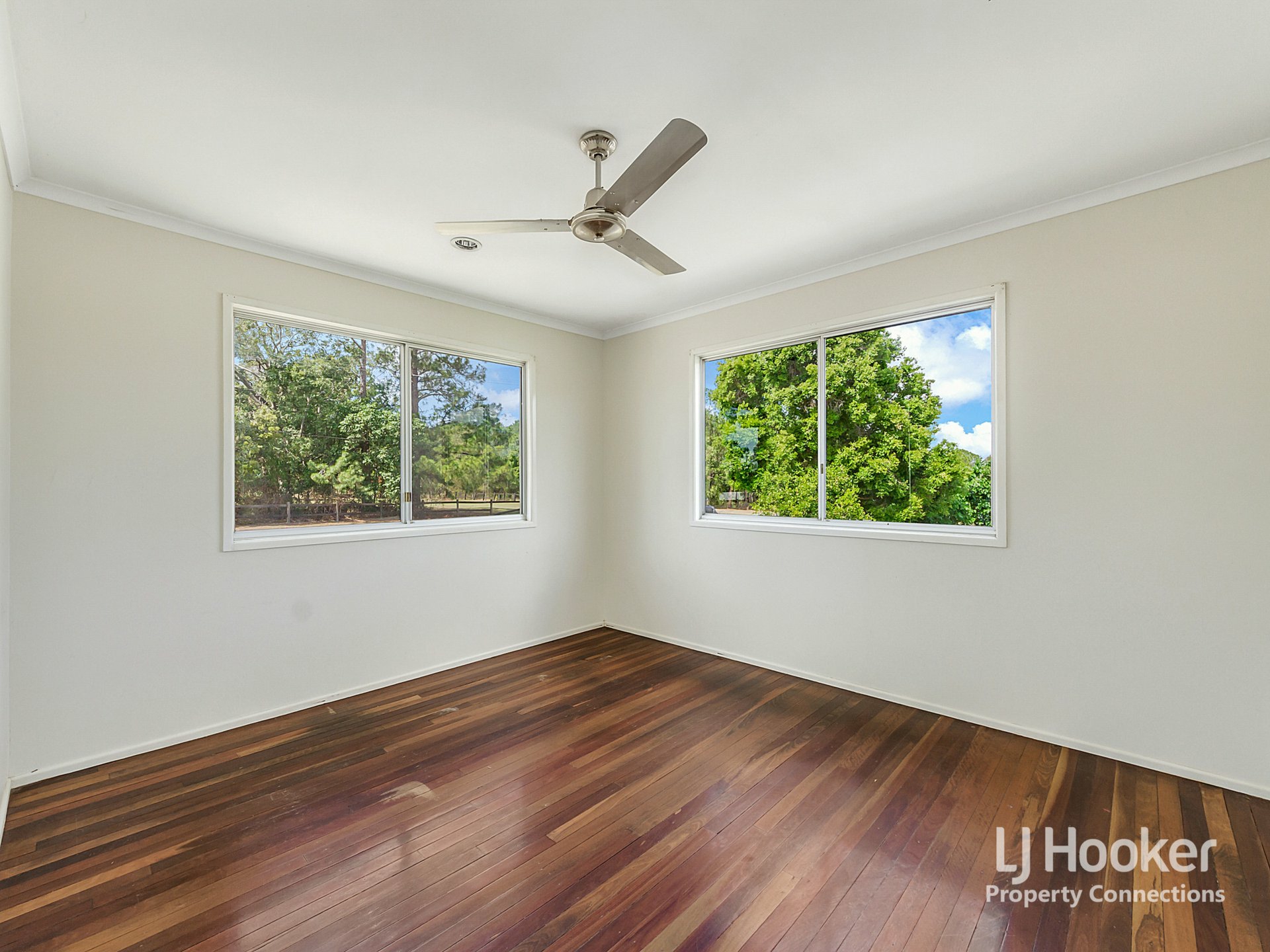 135 Forbes Road — photo 7 of 19