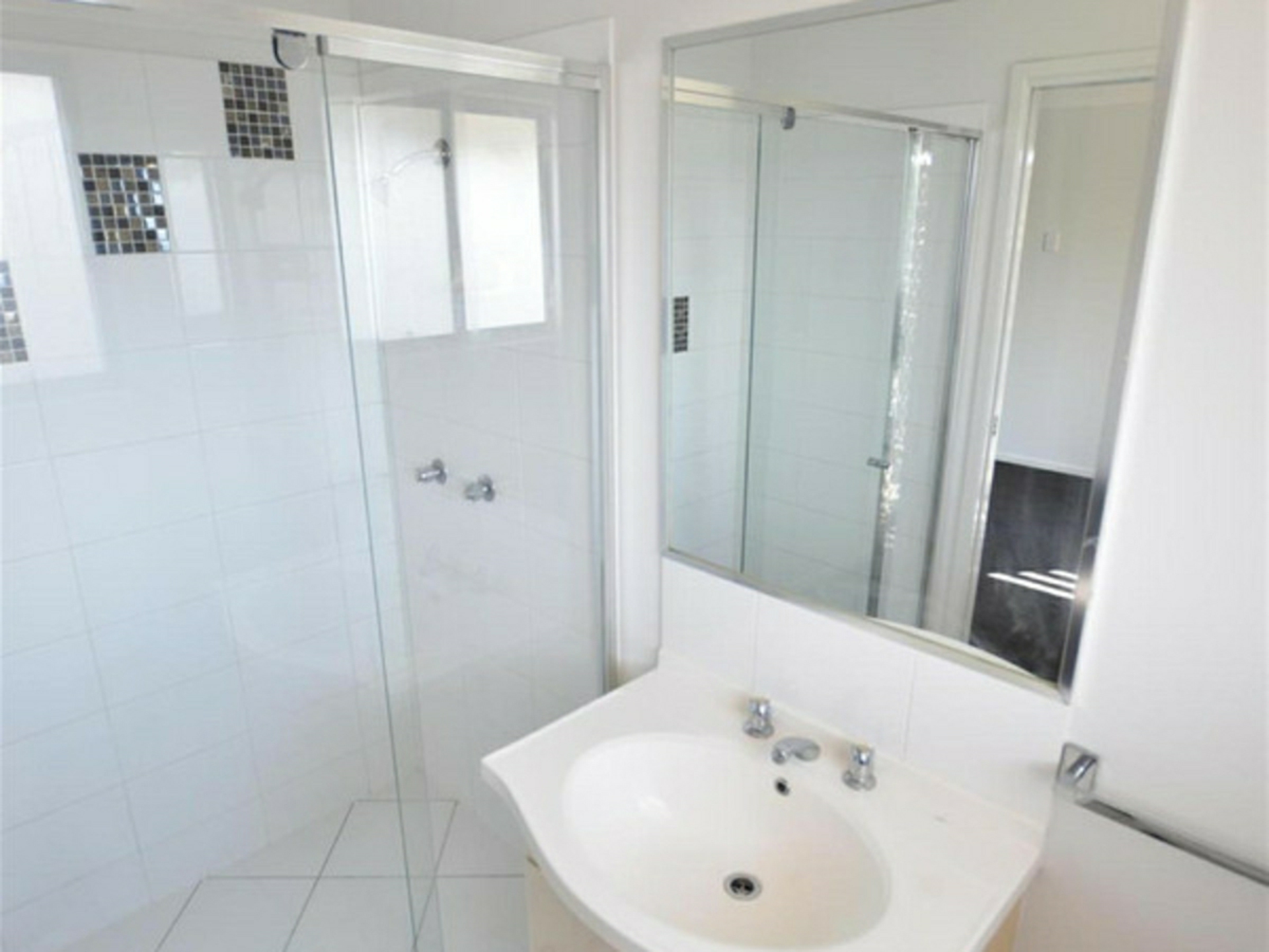Unit 48/32 Blyth Road — photo 8 of 13