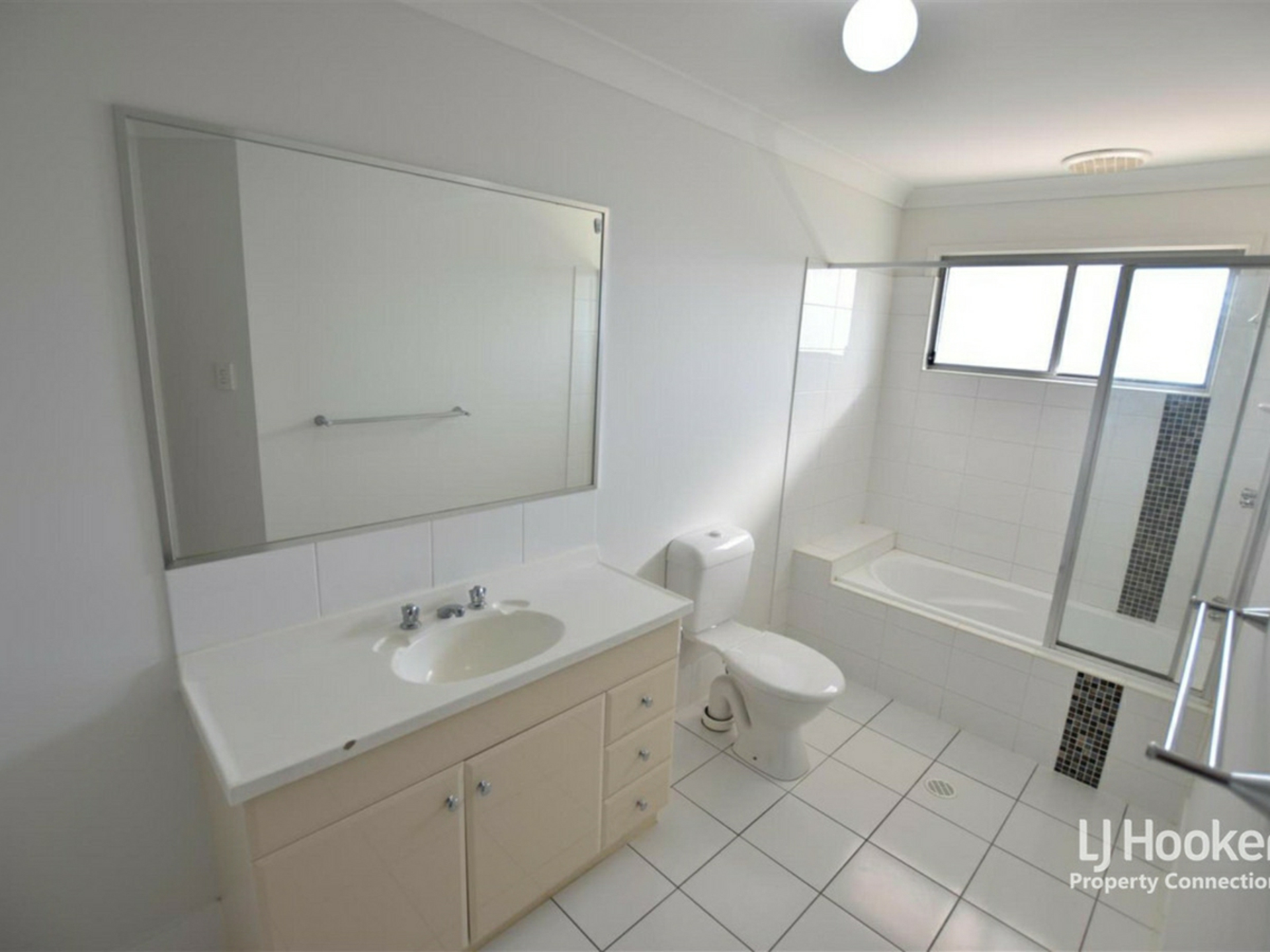 Unit 48/32 Blyth Road — photo 11 of 13