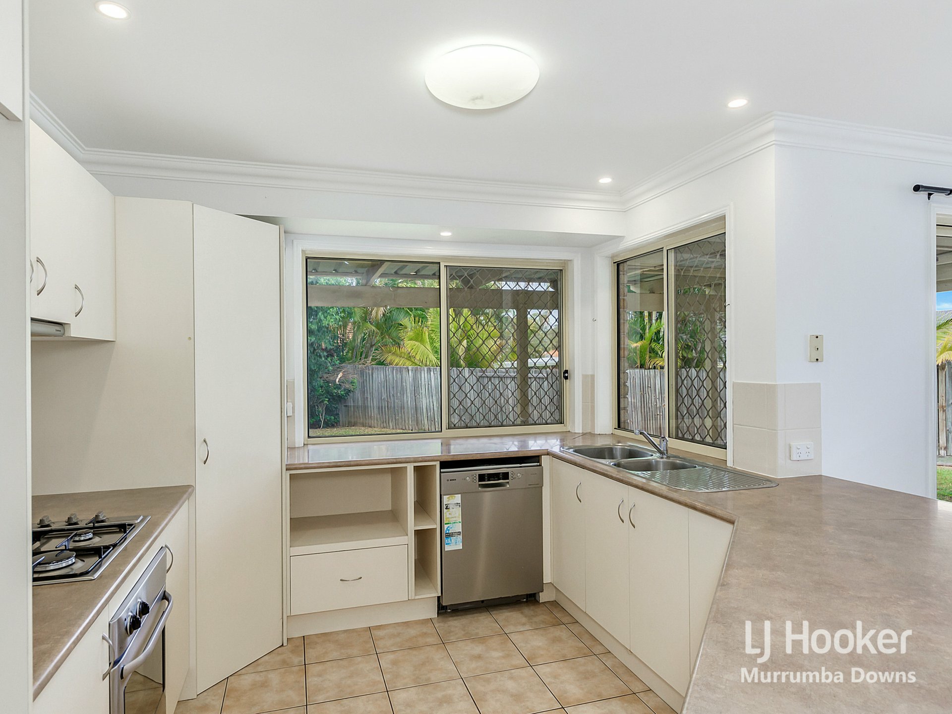 10 Namoi Court — photo 2 of 13