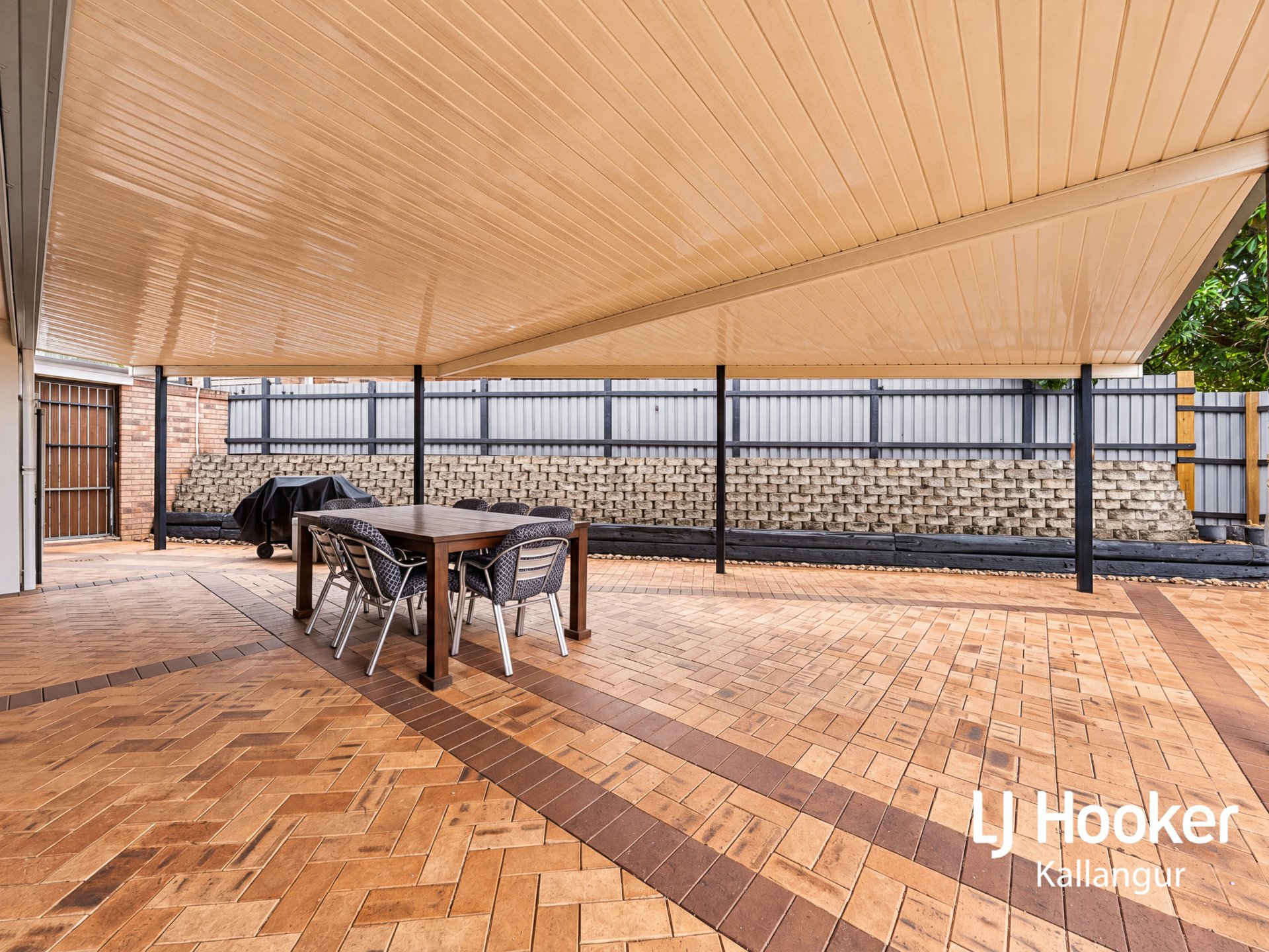 5 Stacey Court — photo 11 of 16