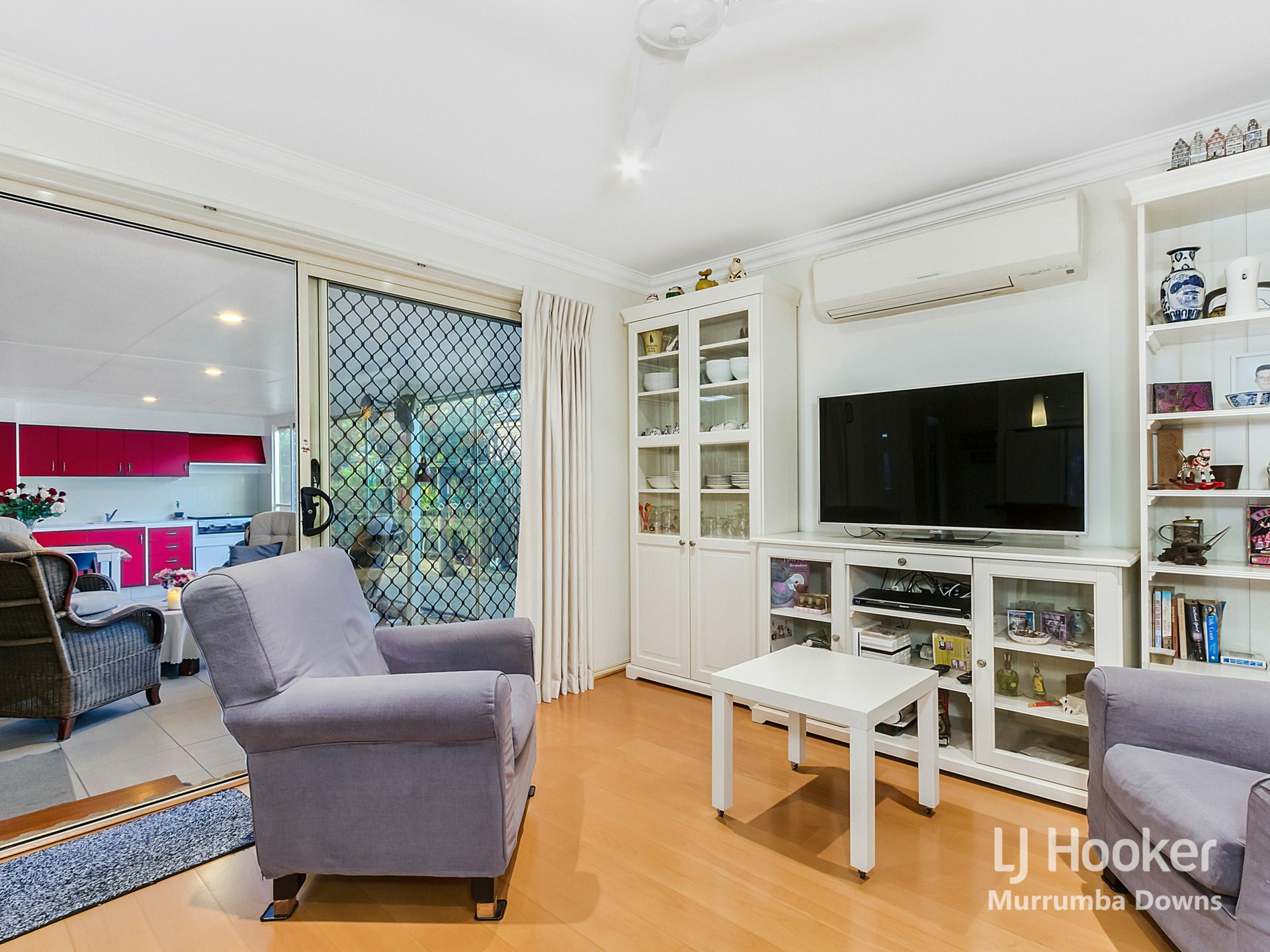 15 Dumaresq Crescent — photo 8 of 20