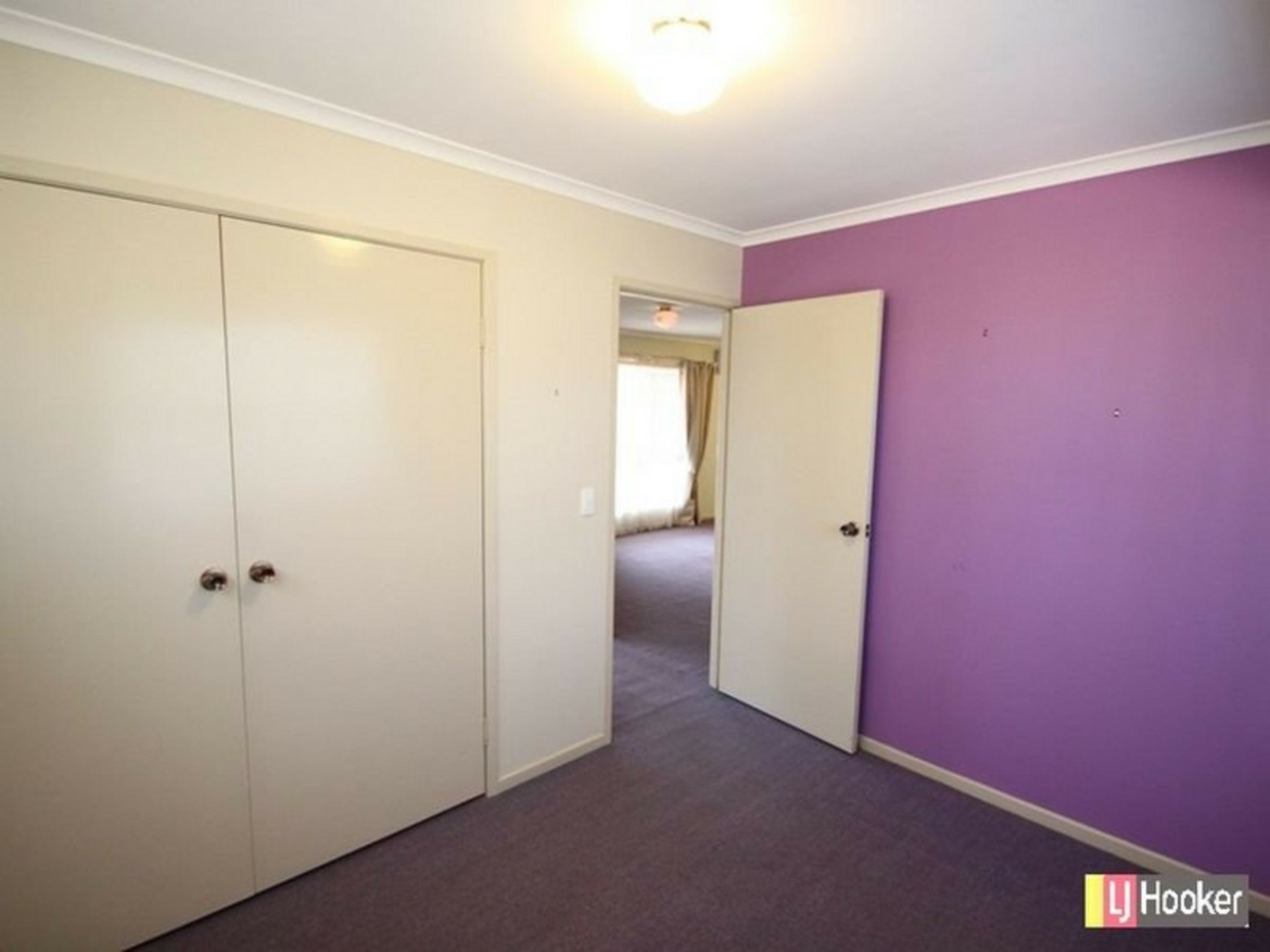 16 Wyena Street — photo 8 of 18
