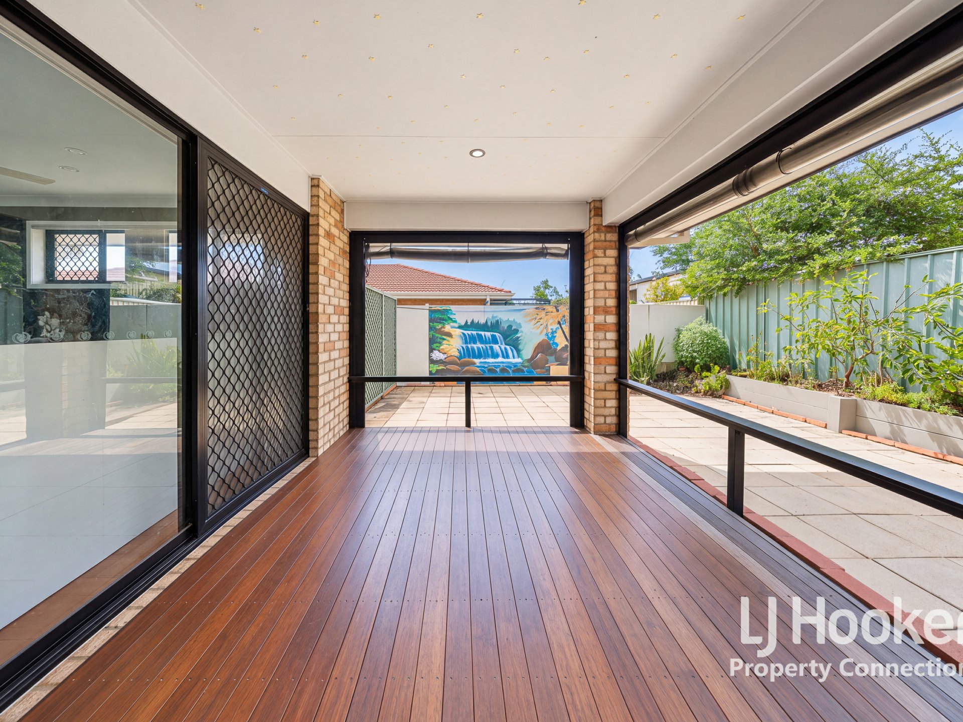 12 Diamond Avenue — photo 10 of 12