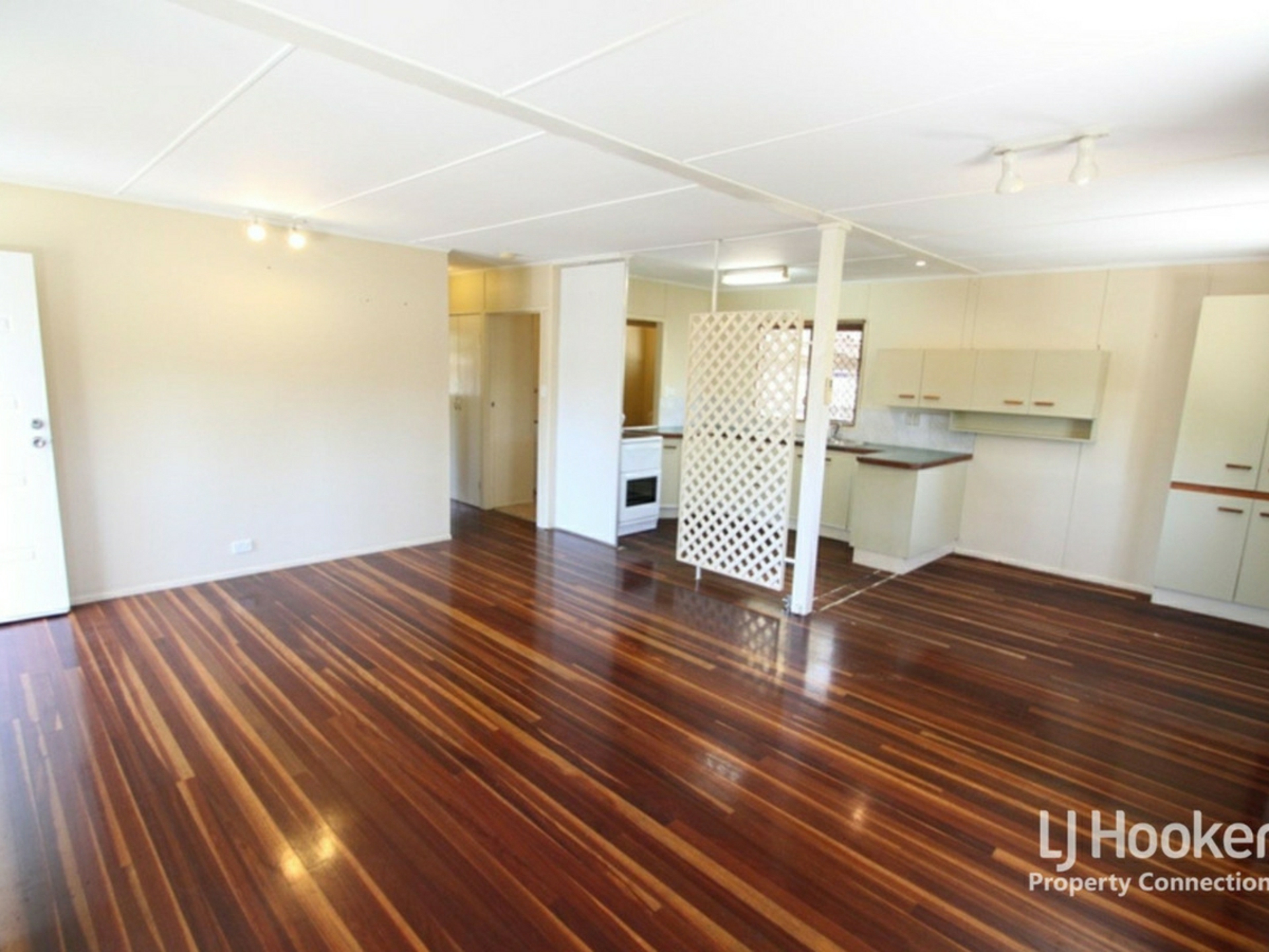 118 Duffield Road — photo 4 of 9