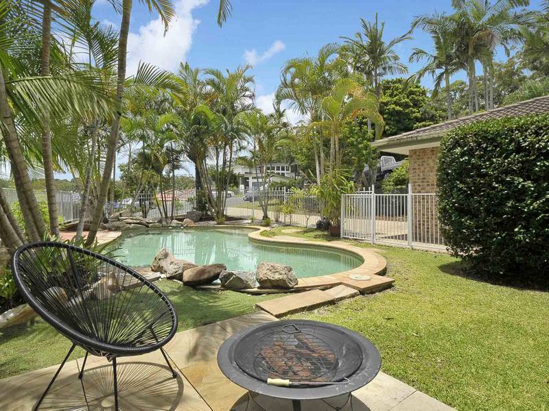 21 Robinson Place, CURRUMBIN WATERS