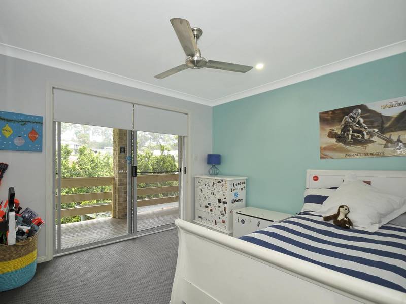 21 Robinson Place, CURRUMBIN WATERS