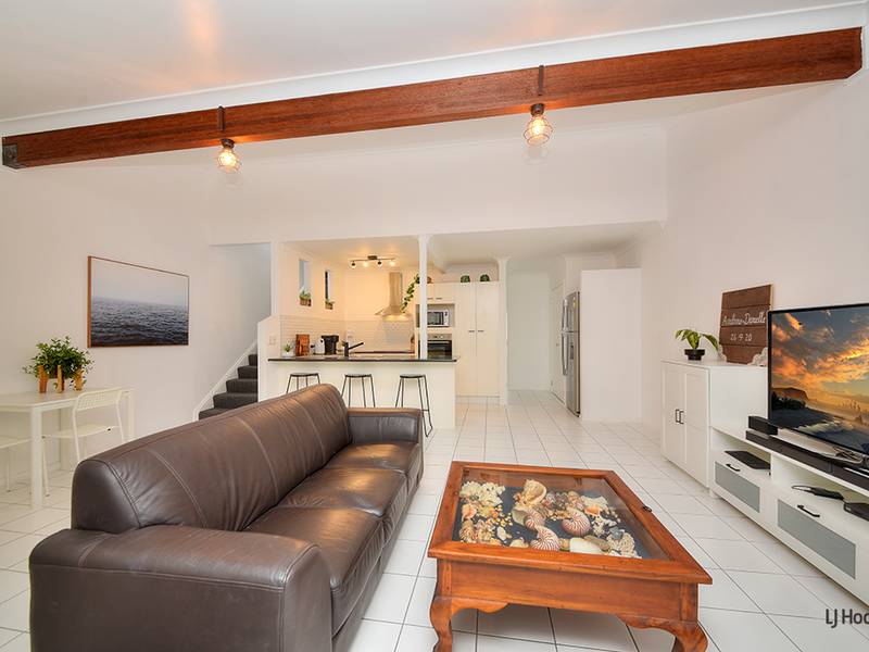 11/154 Currumbin Creek Road Currumbin Waters QLD
