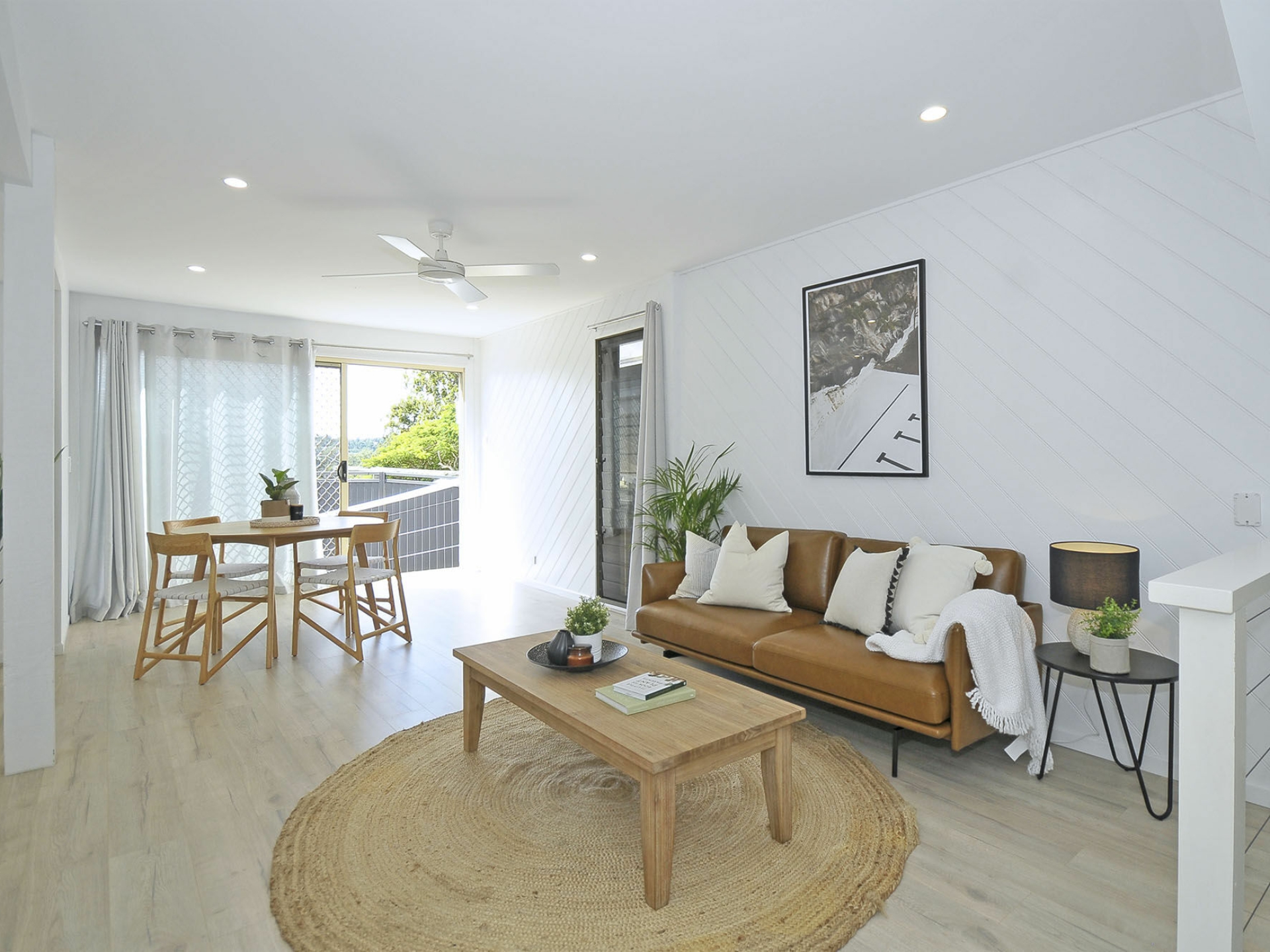 16 Larentia Street Currumbin Waters QLD
