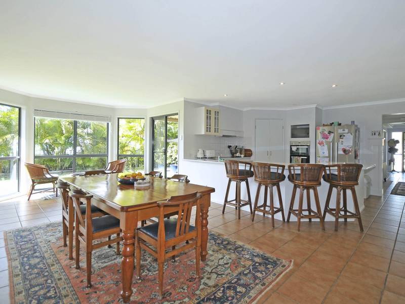 5 Quoll Close, BURLEIGH HEADS