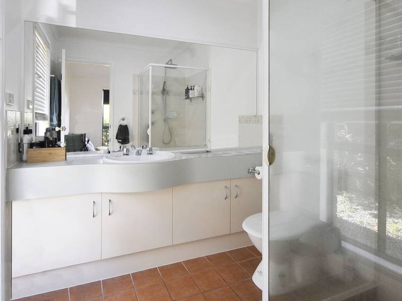 5 Quoll Close, BURLEIGH HEADS