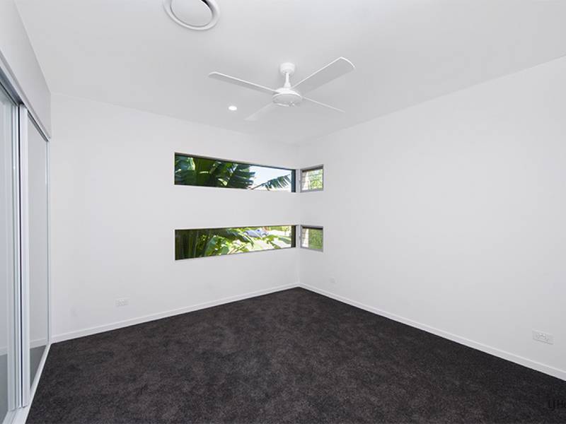 1/67 Stapylton Street, COOLANGATTA