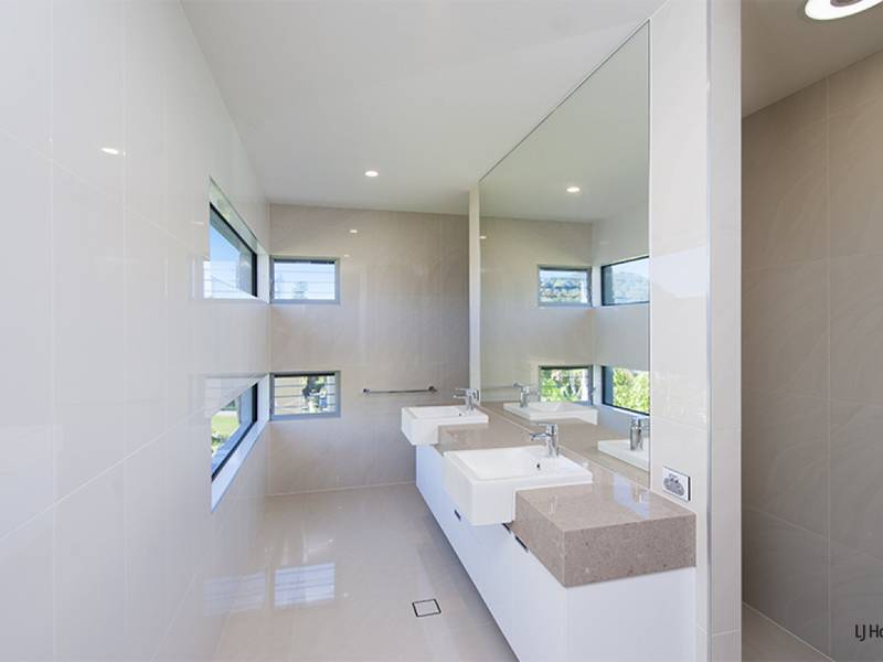 1/67 Stapylton Street, COOLANGATTA