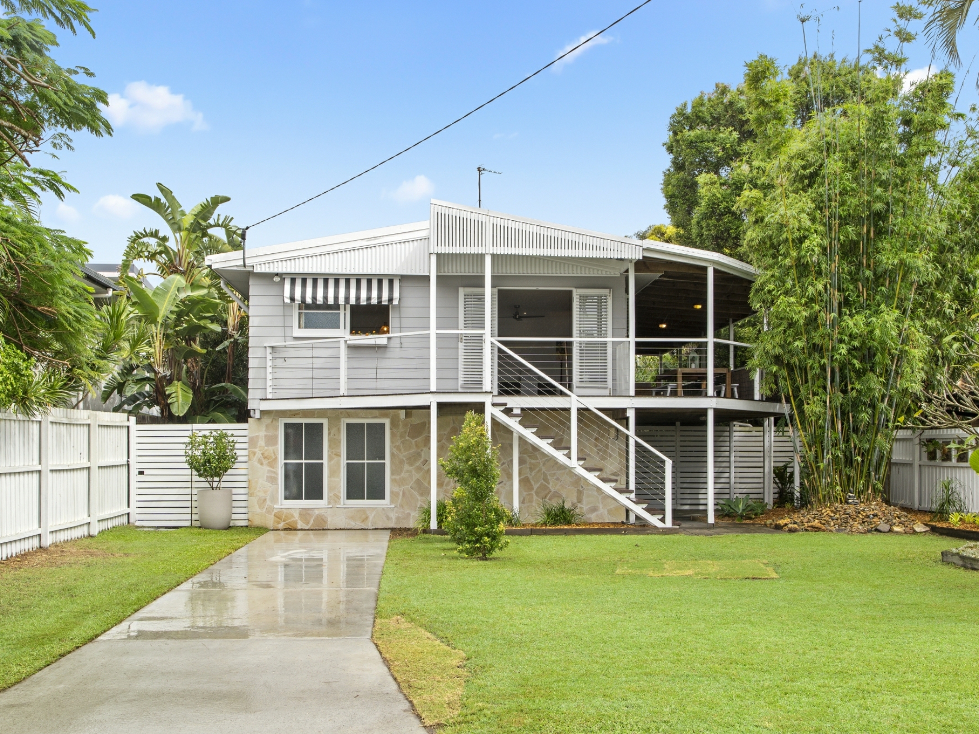 41 Warrina Crescent, BURLEIGH WATERS