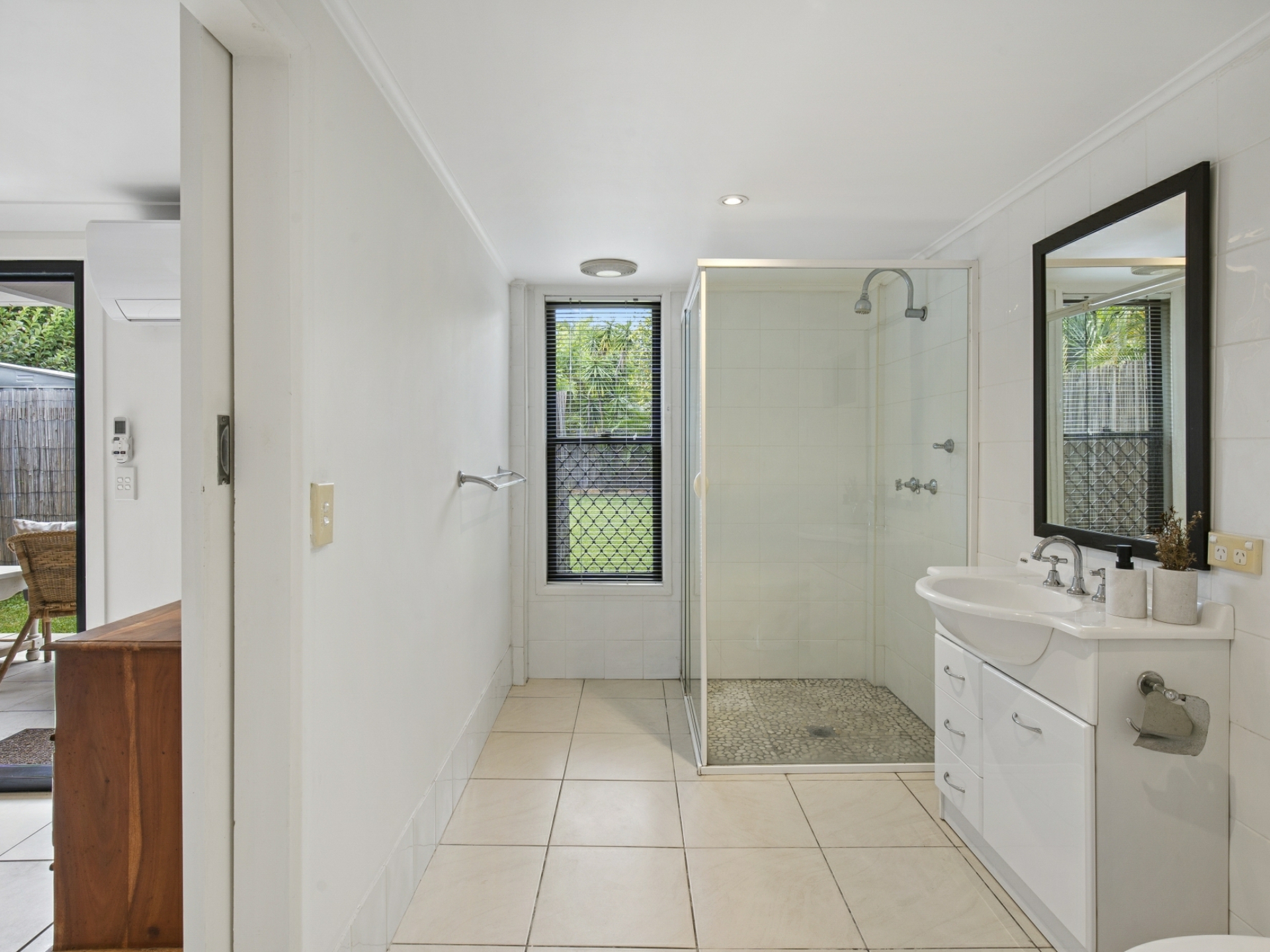 41 Warrina Crescent, BURLEIGH WATERS