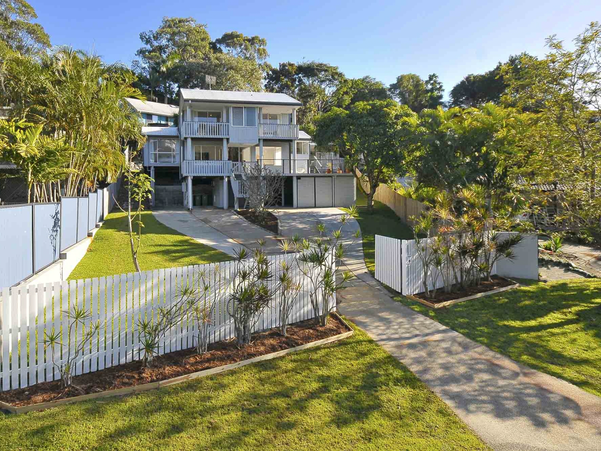 14 Capano Court Elanora QLD