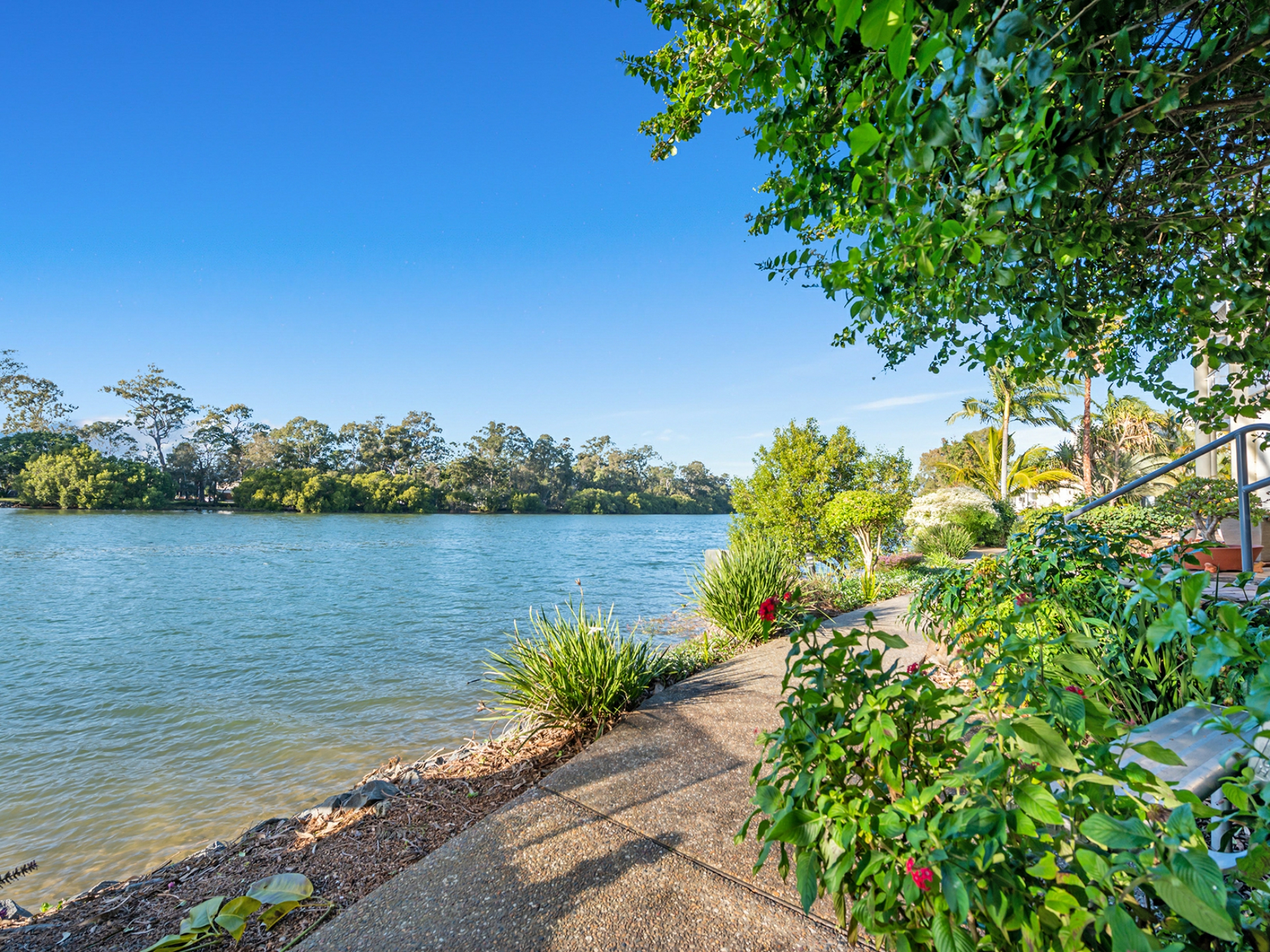 44/56-70 Guineas Creek Road, CURRUMBIN WATERS