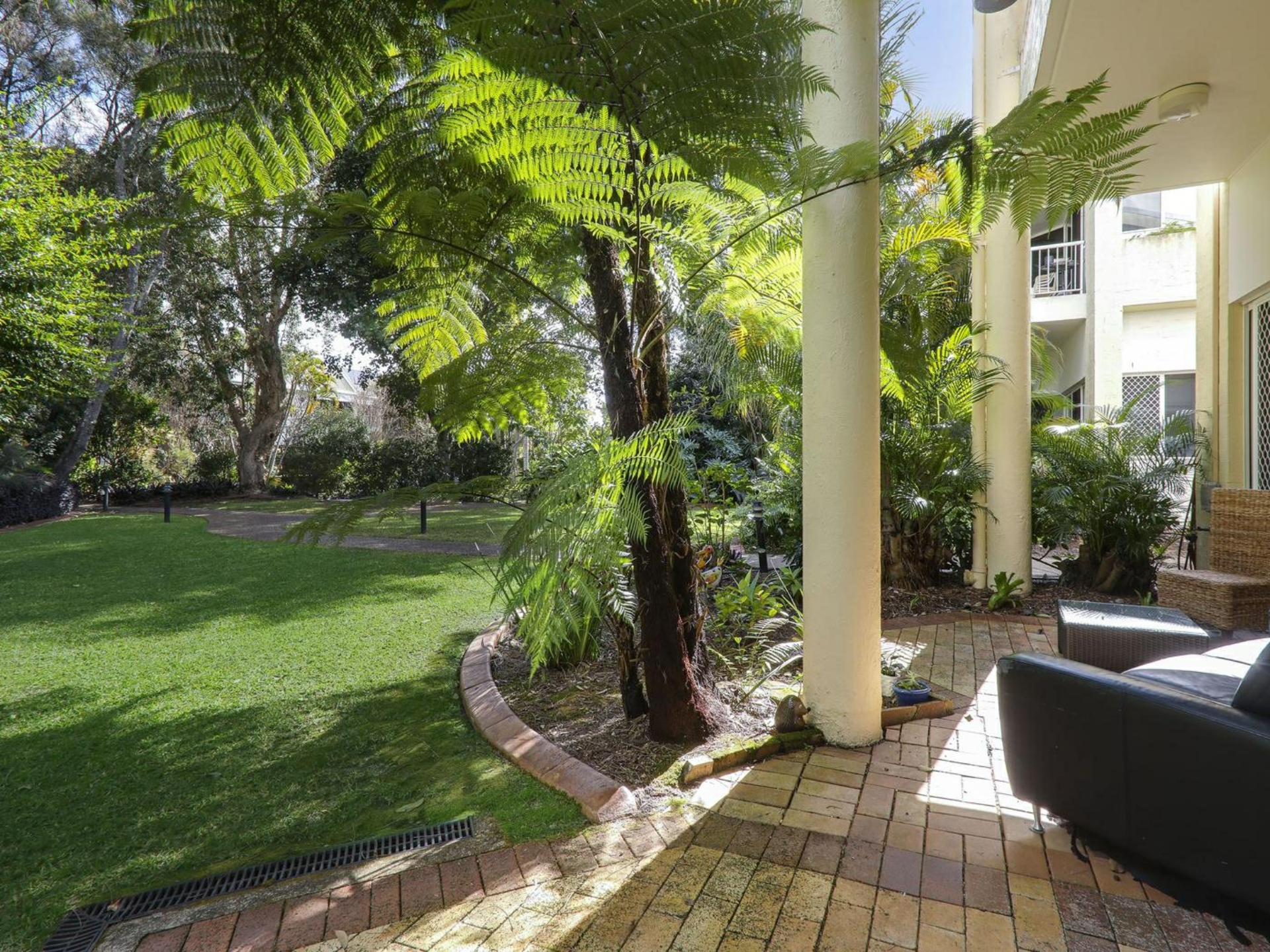 54/56-70 Guineas Creek Road, CURRUMBIN WATERS