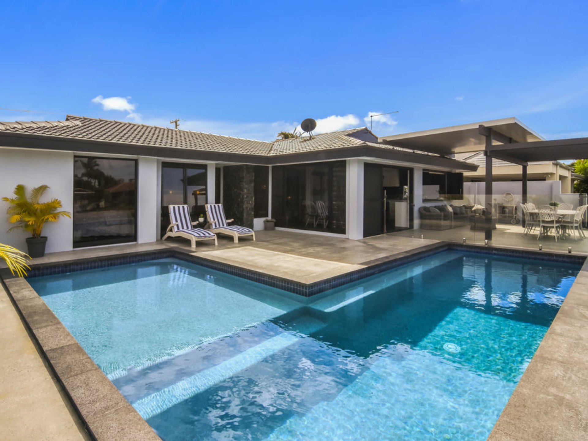 10 Swordfish Court, PALM BEACH