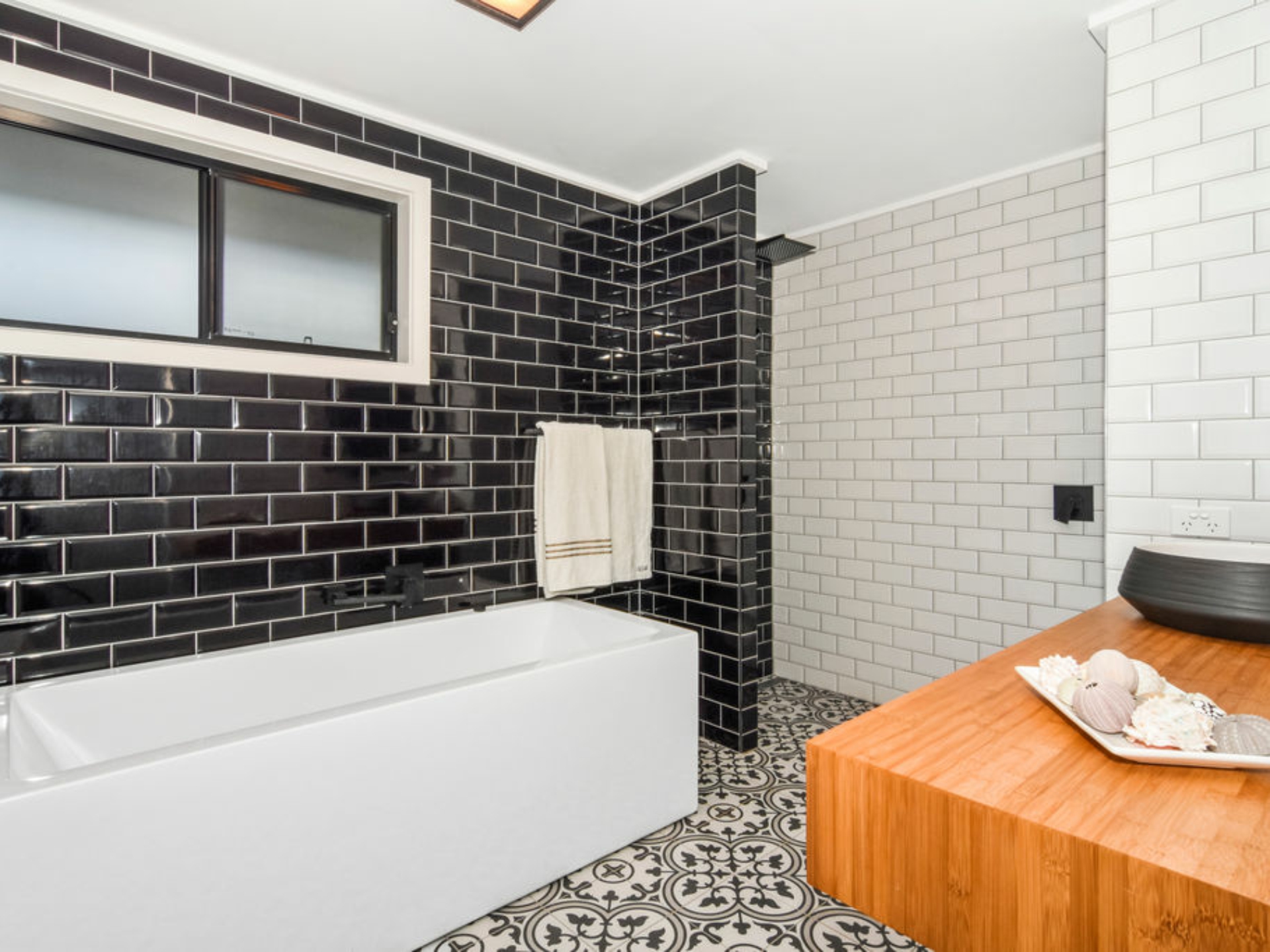 10 Swordfish Court, PALM BEACH