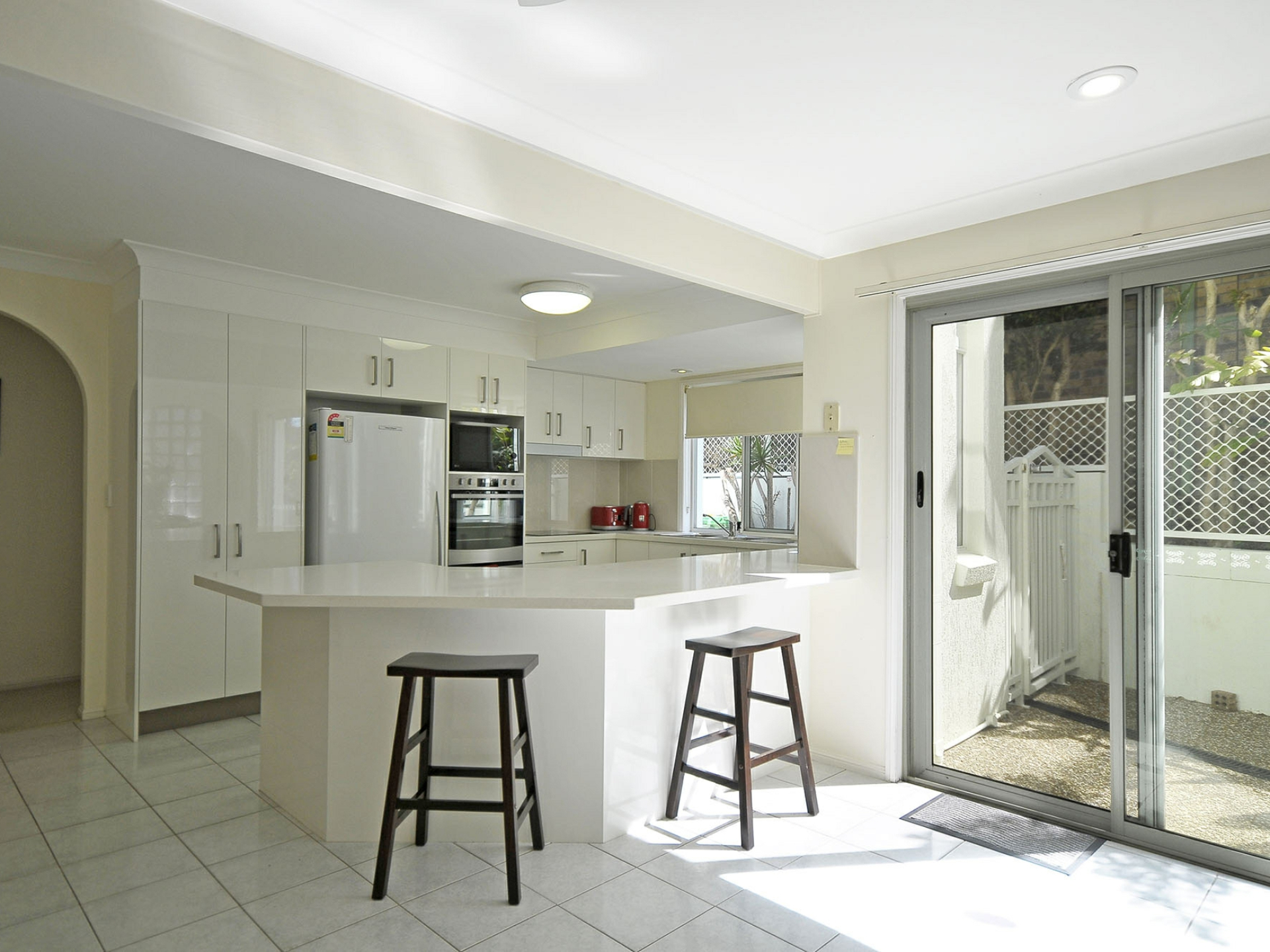 5 Yatama Place, CURRUMBIN WATERS