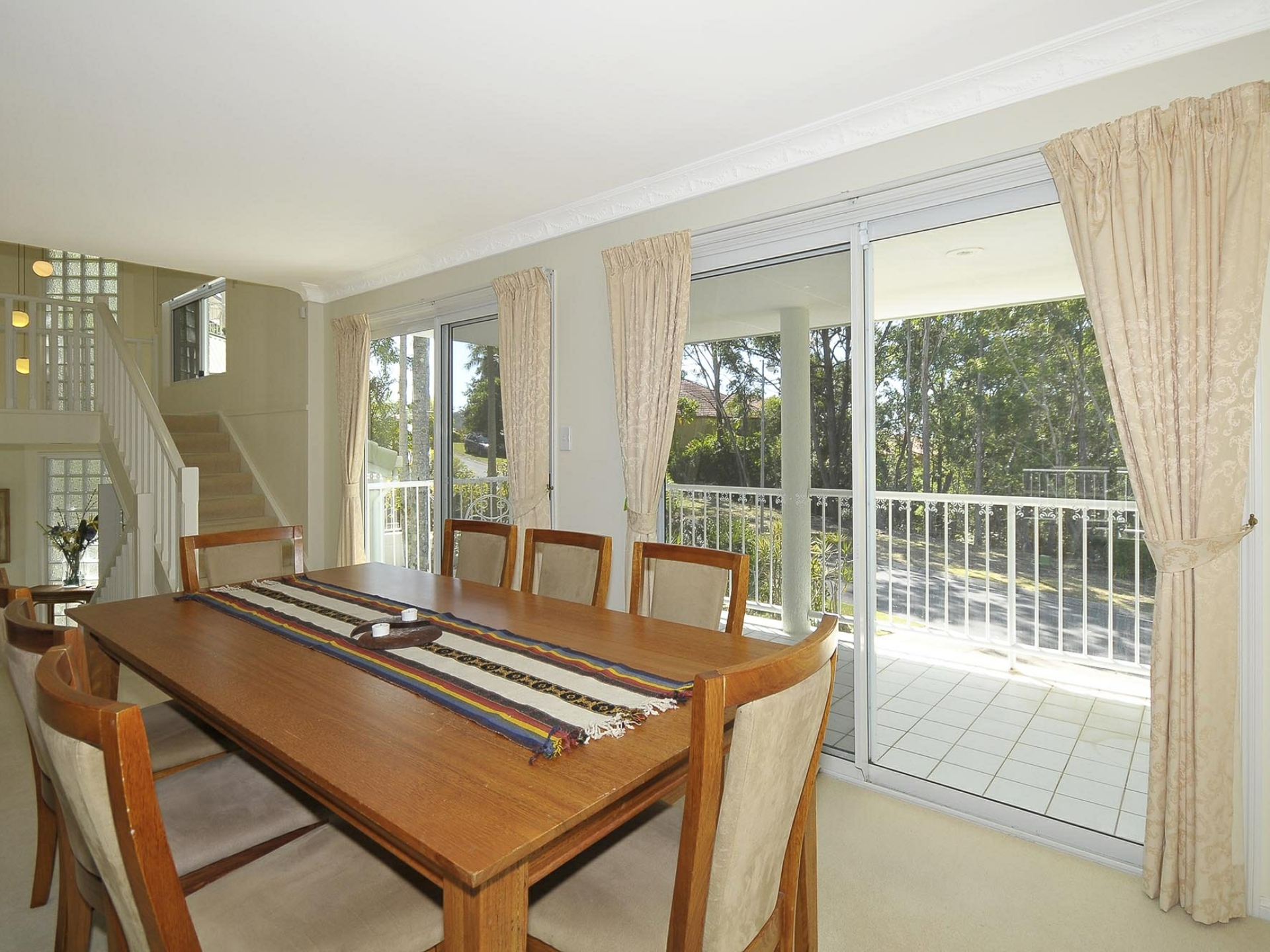 5 Yatama Place, CURRUMBIN WATERS