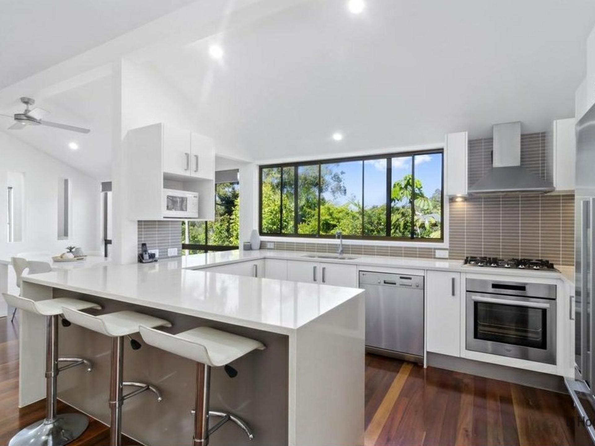 67 Ware Drive, CURRUMBIN WATERS