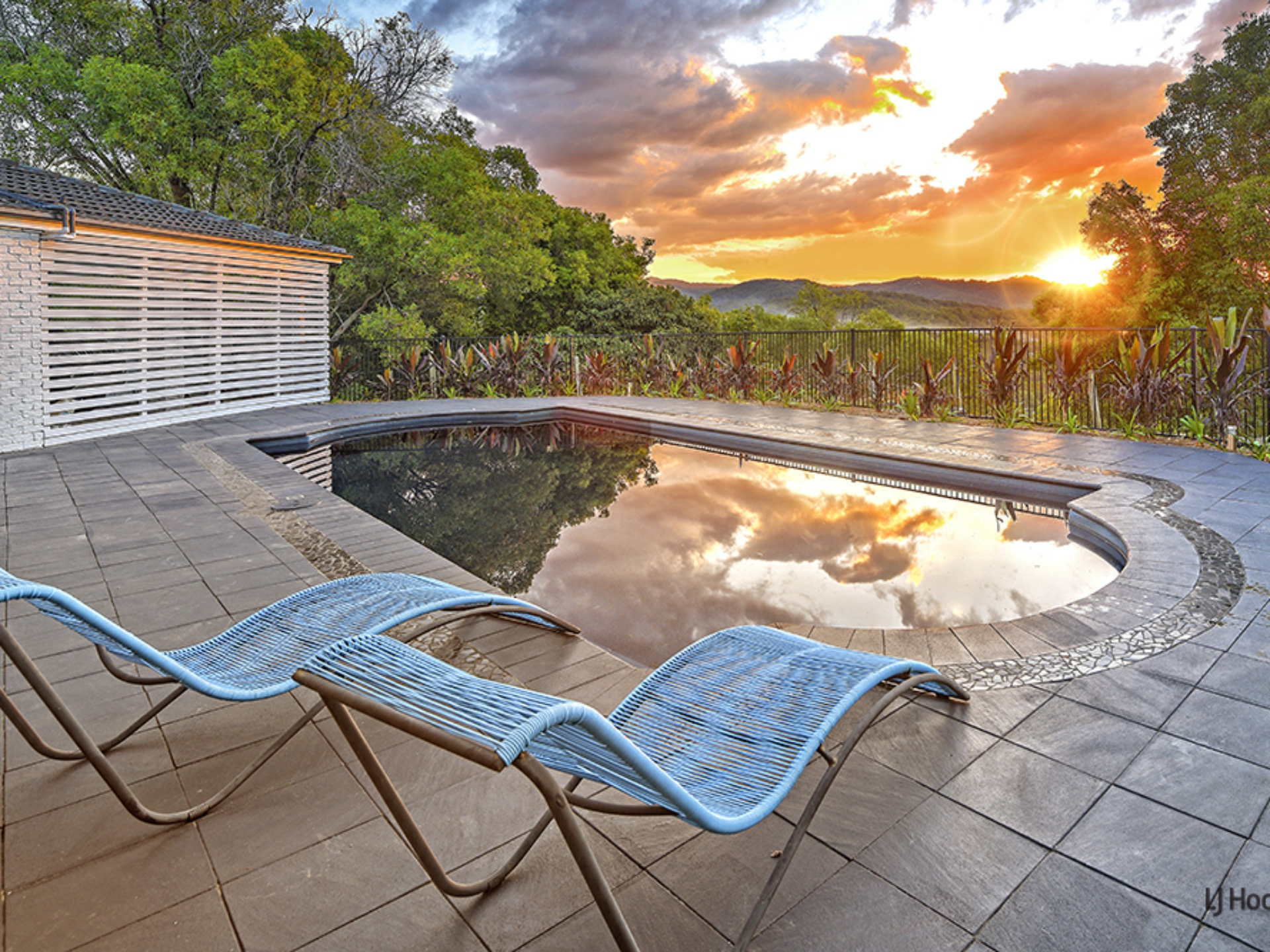10 Dalwood Court, TALLEBUDGERA