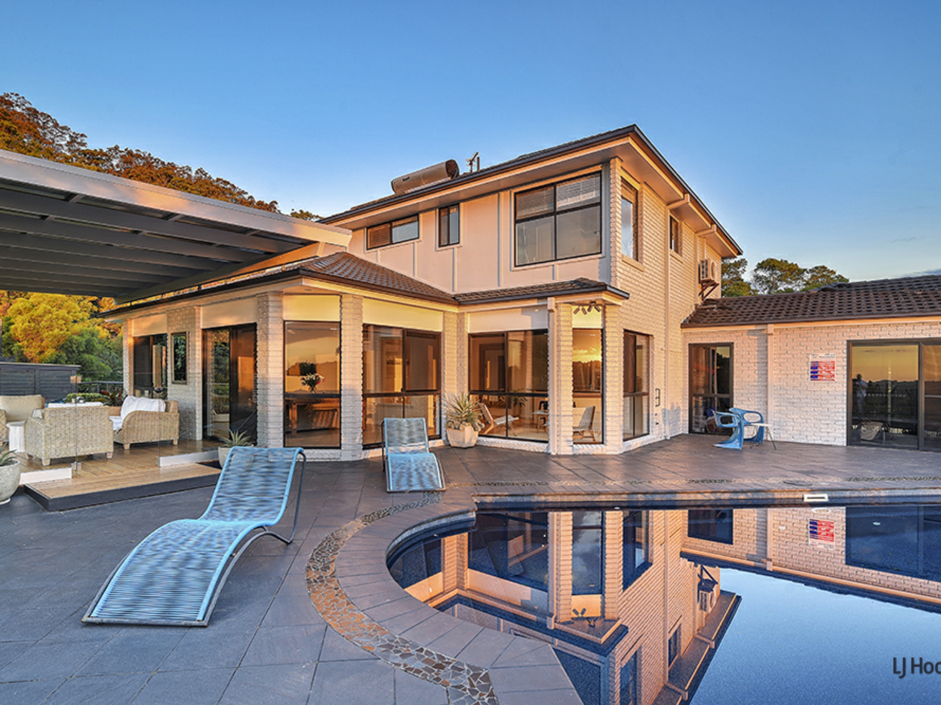 10 Dalwood Court, TALLEBUDGERA