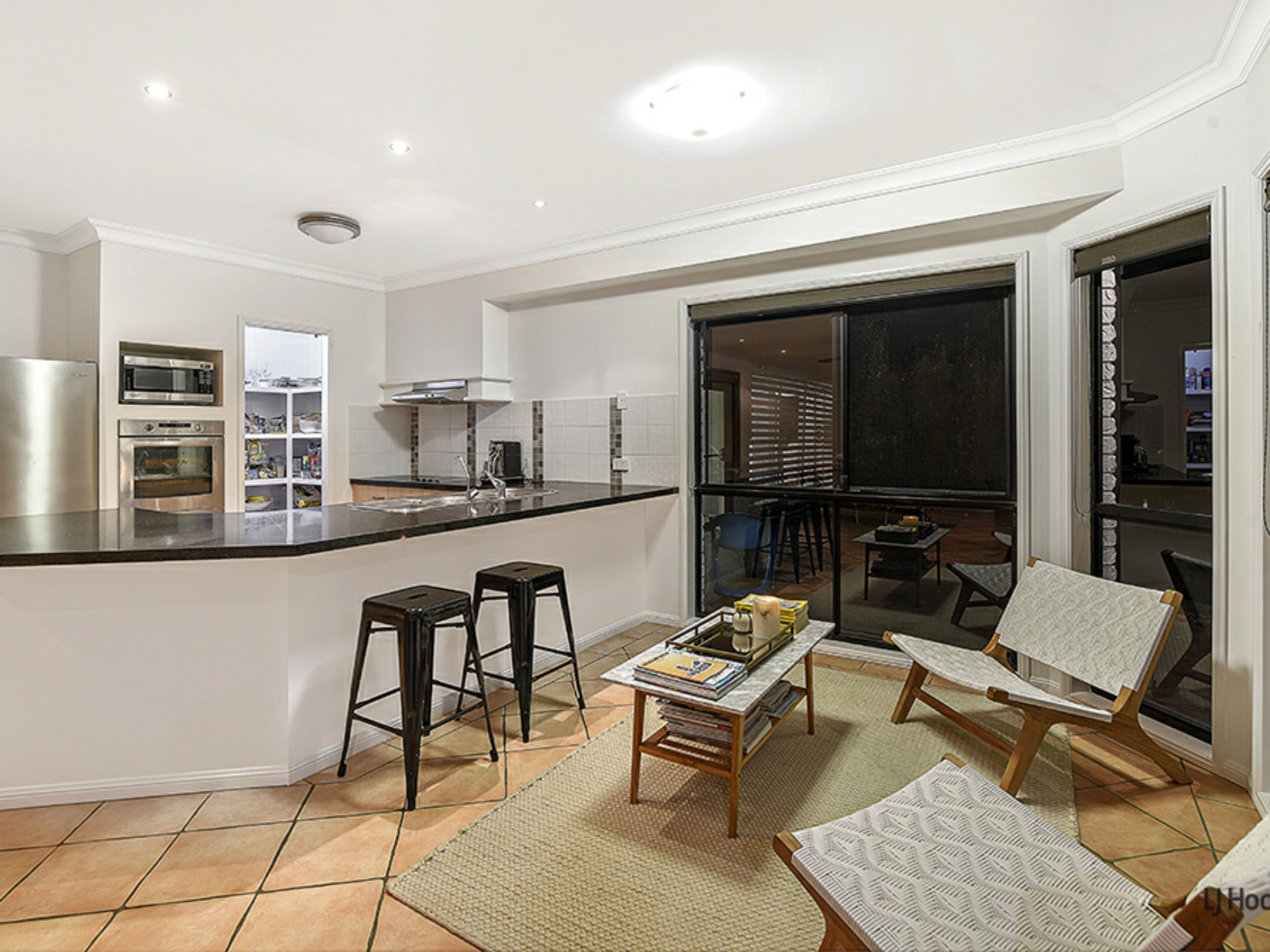 10 Dalwood Court, TALLEBUDGERA