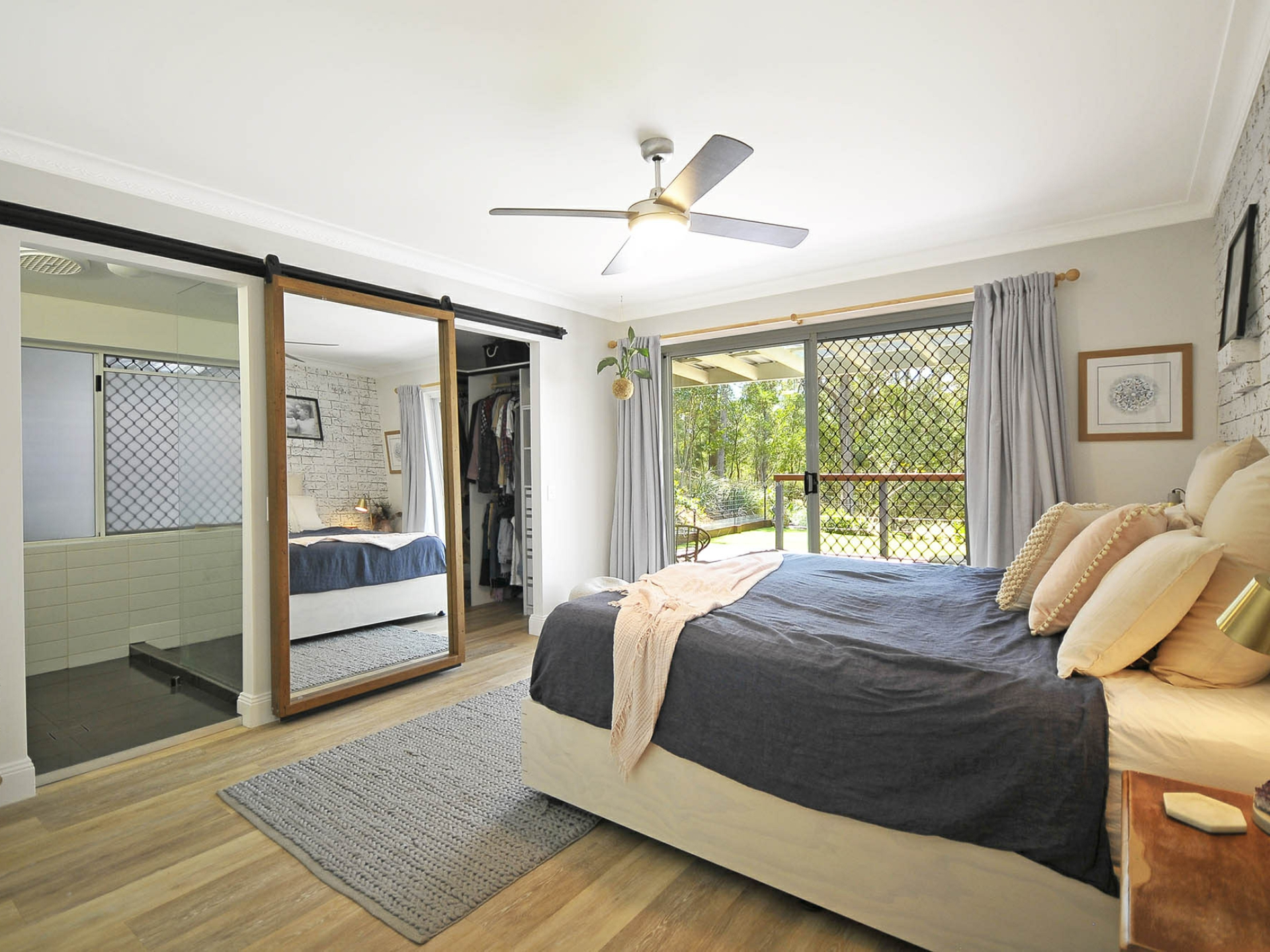 6 Dorset Place, ELANORA