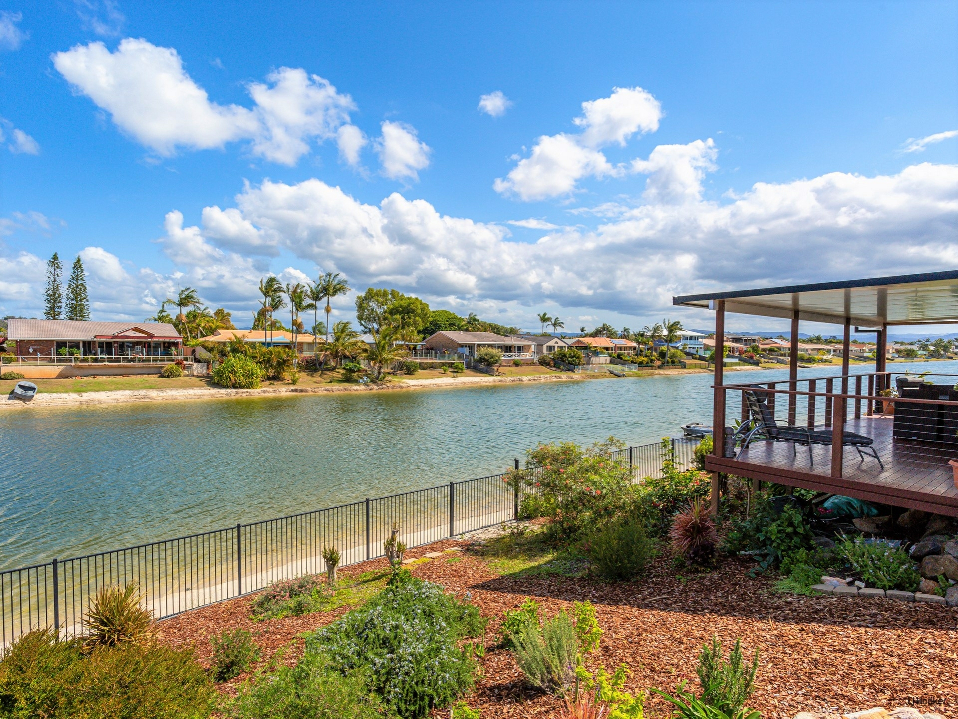 49 Pintail Crescent, BURLEIGH WATERS