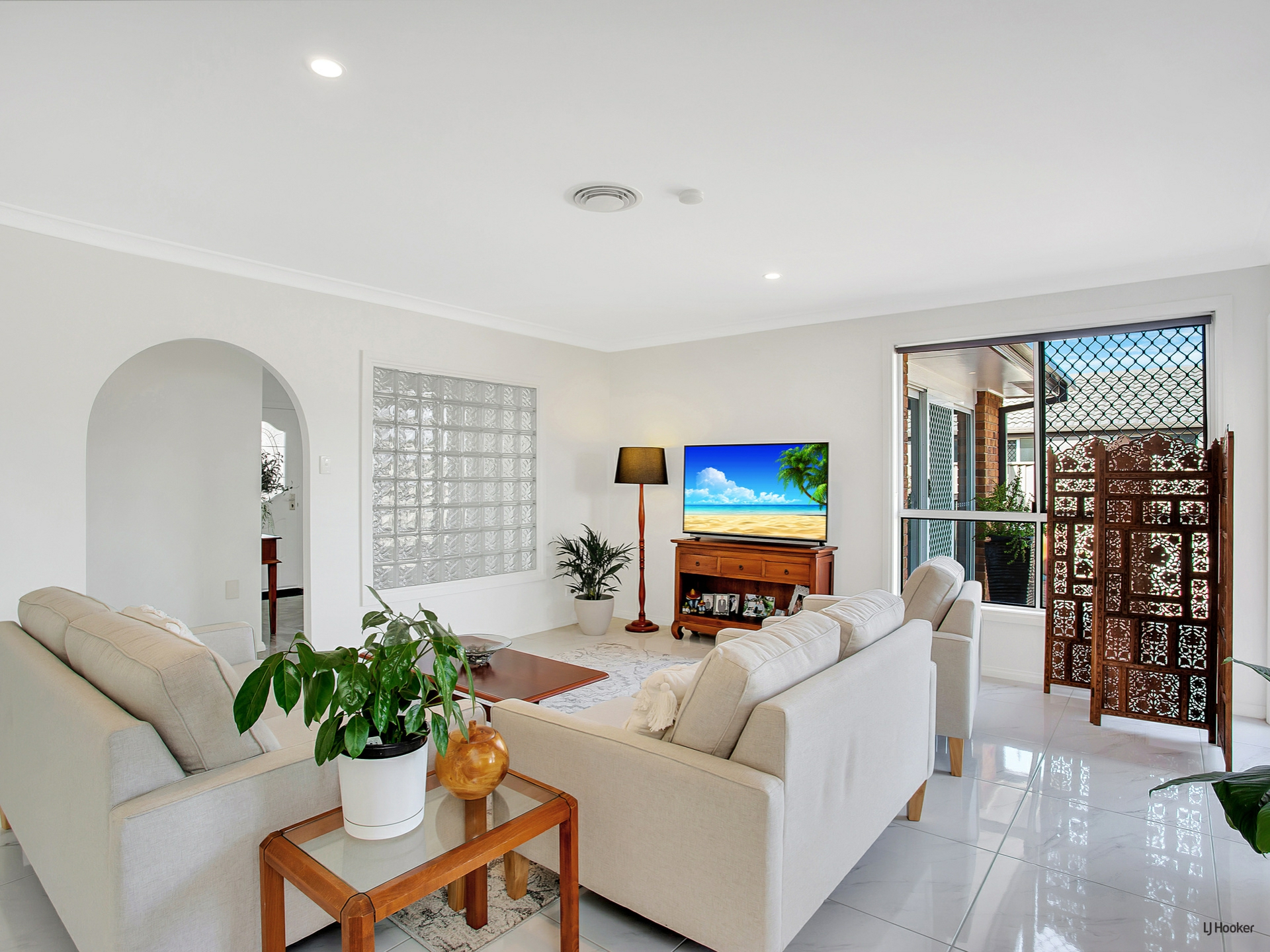 49 Pintail Crescent, BURLEIGH WATERS
