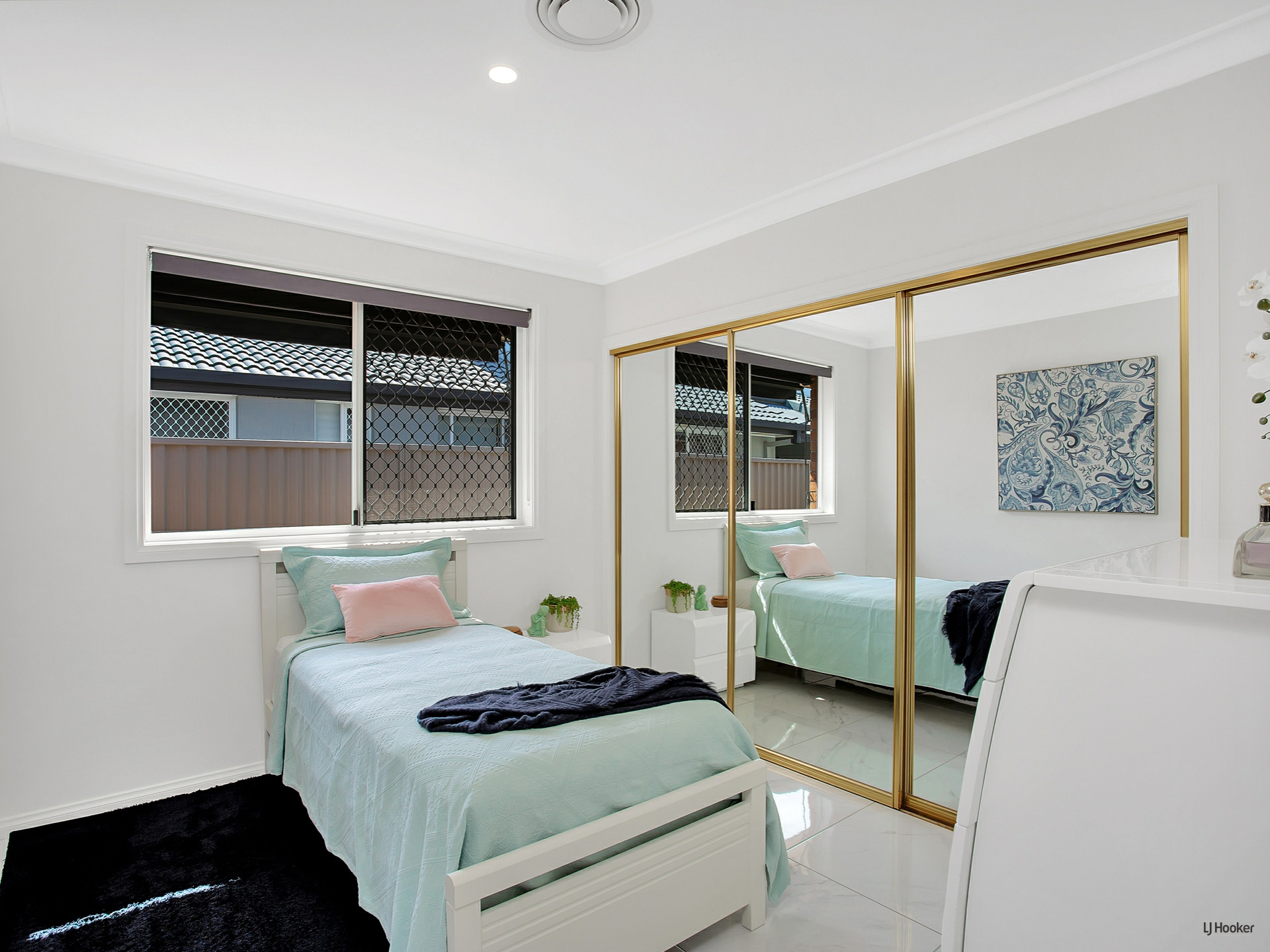 49 Pintail Crescent, BURLEIGH WATERS