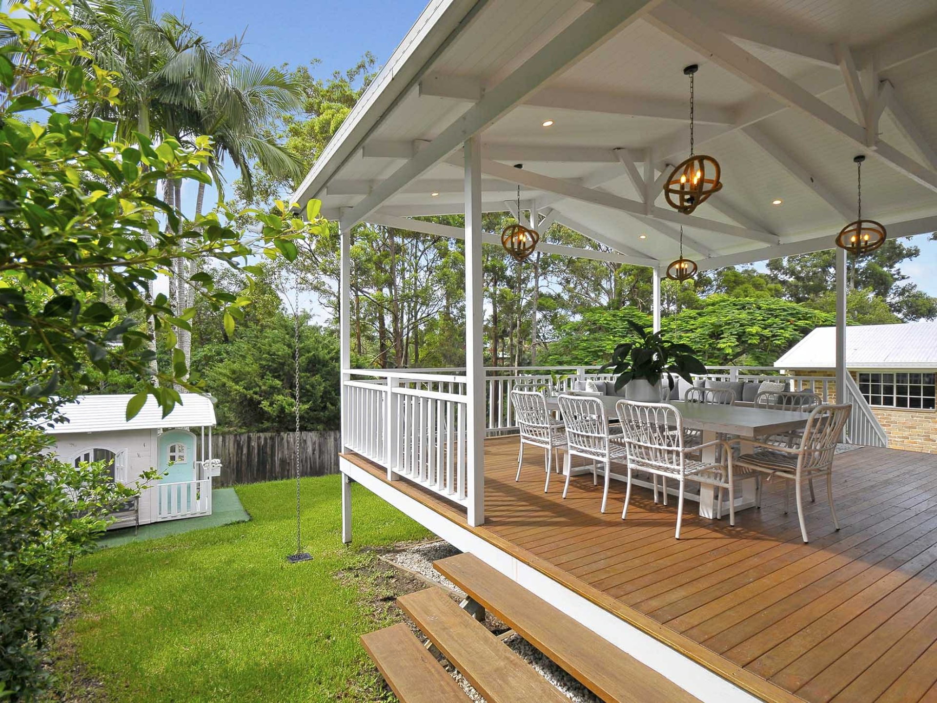 19 Beaumont Court, CURRUMBIN WATERS