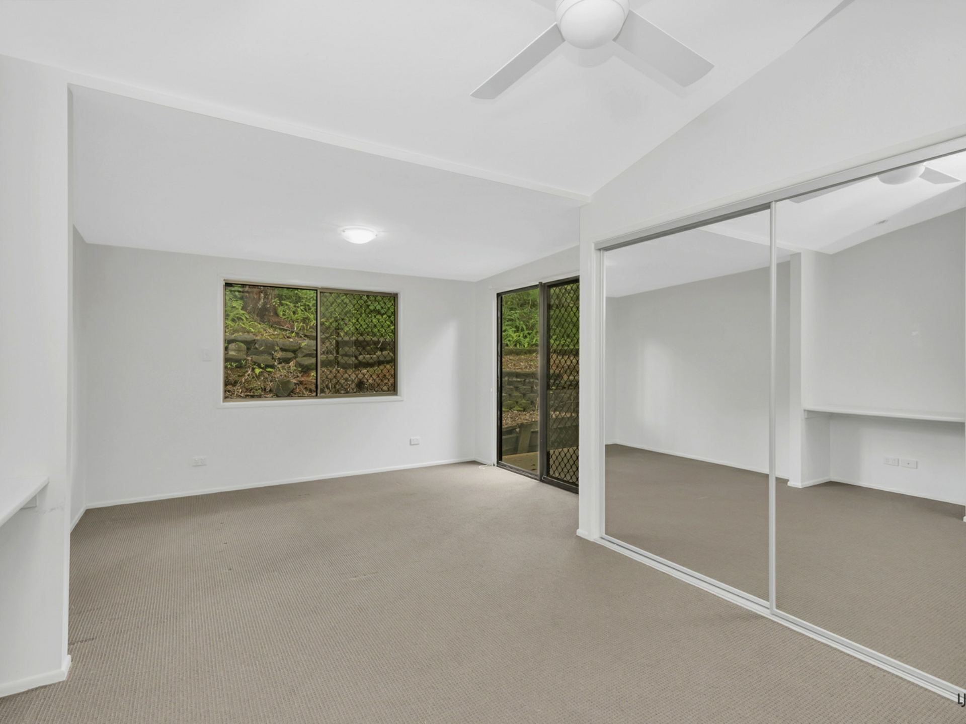 5 Fernleigh Court, CURRUMBIN