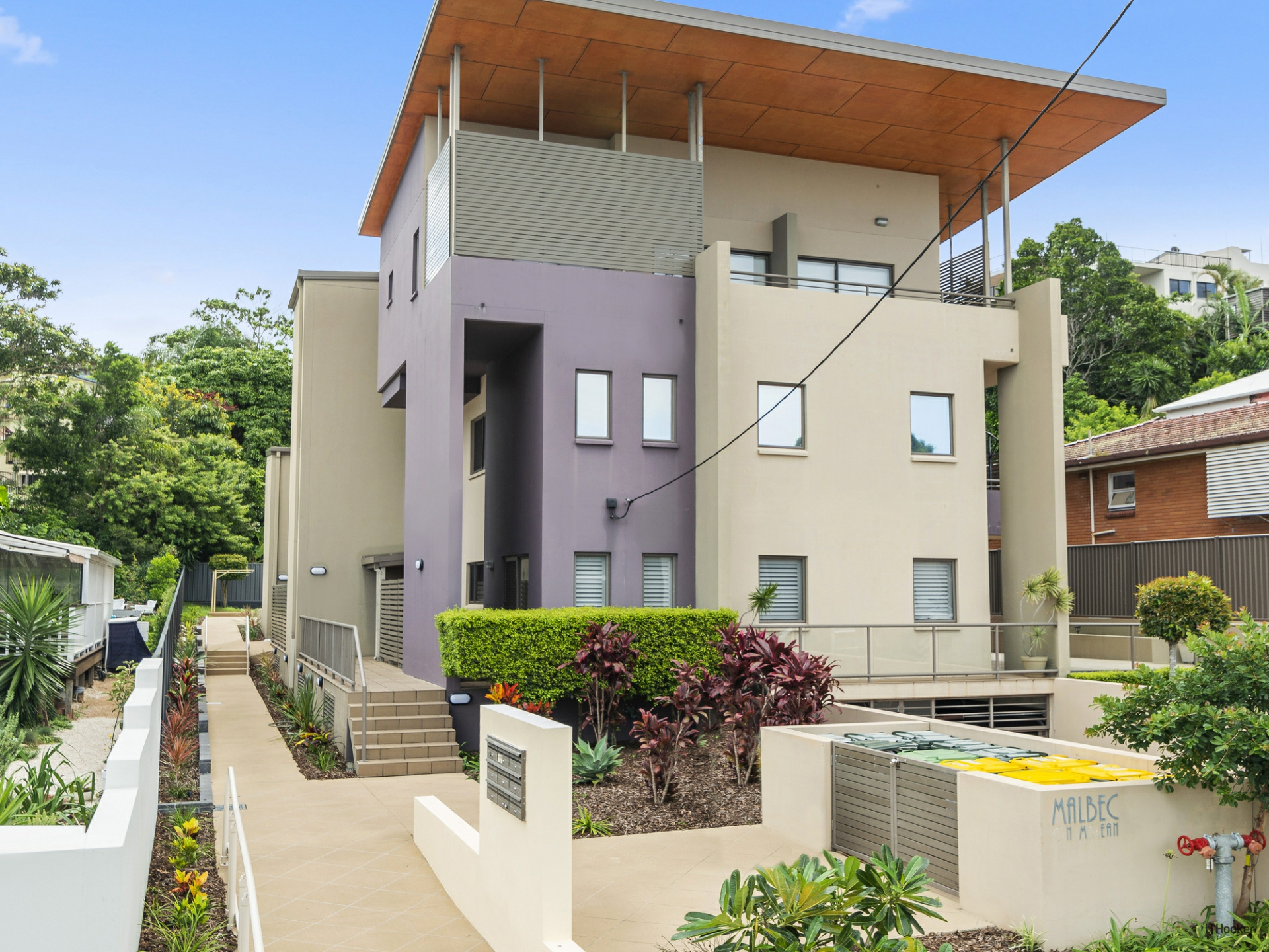 7/77 McLean Street Coolangatta QLD
