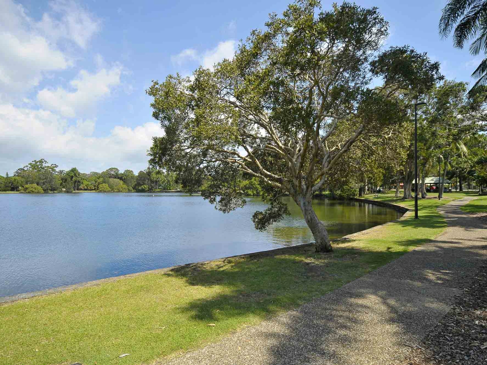 2/83 Laguna Avenue, PALM BEACH