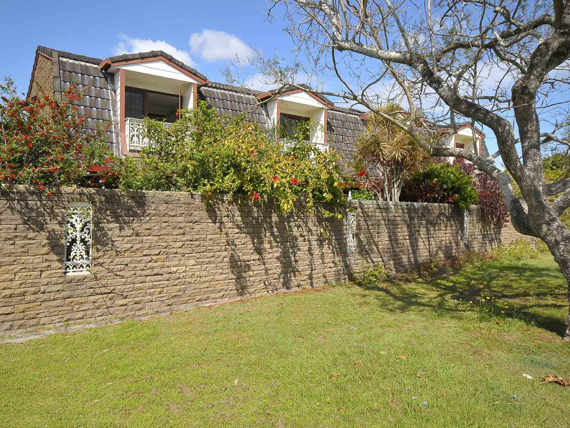 2/83 Laguna Avenue, PALM BEACH