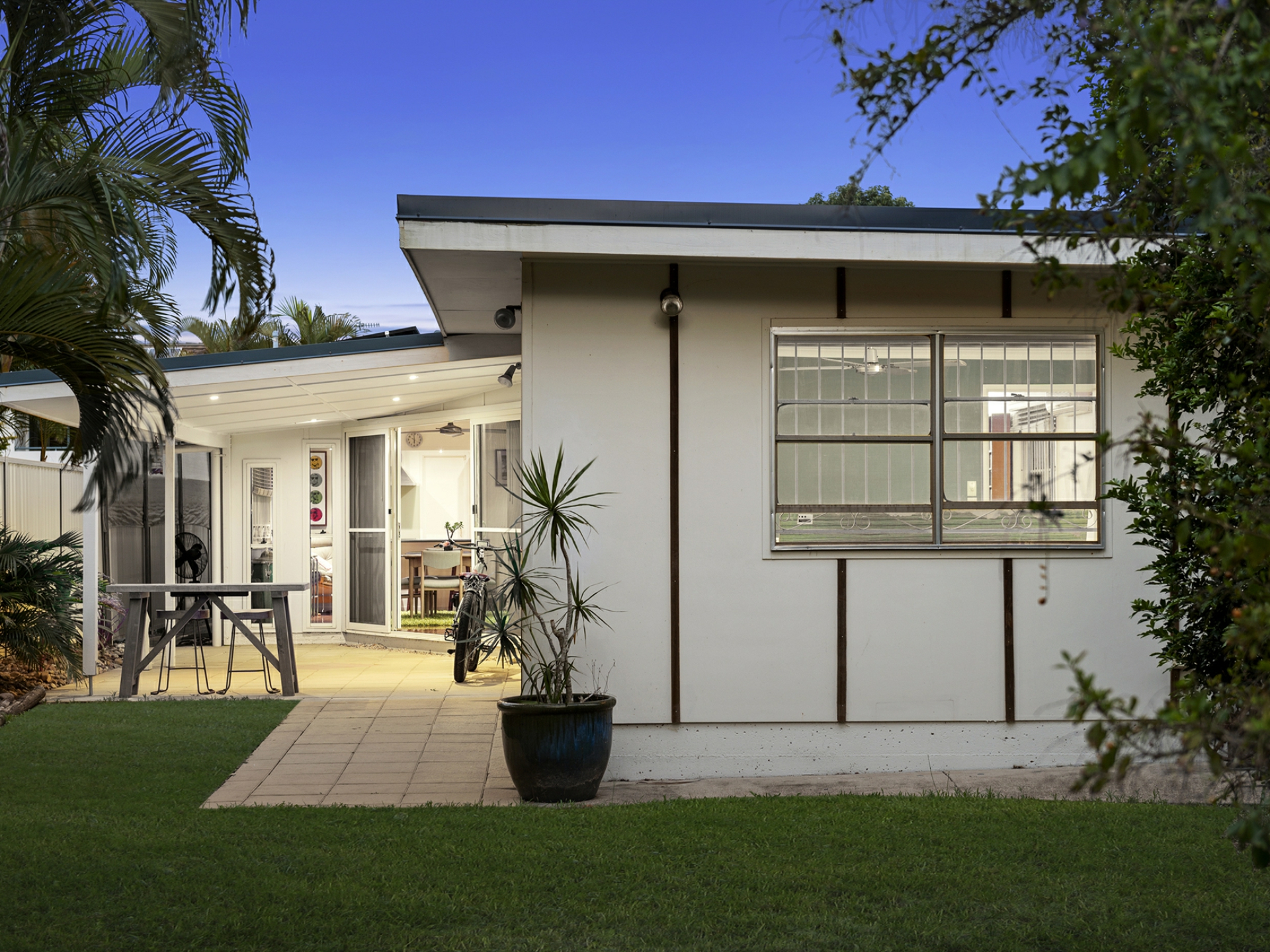130 Cypress Terrace, PALM BEACH
