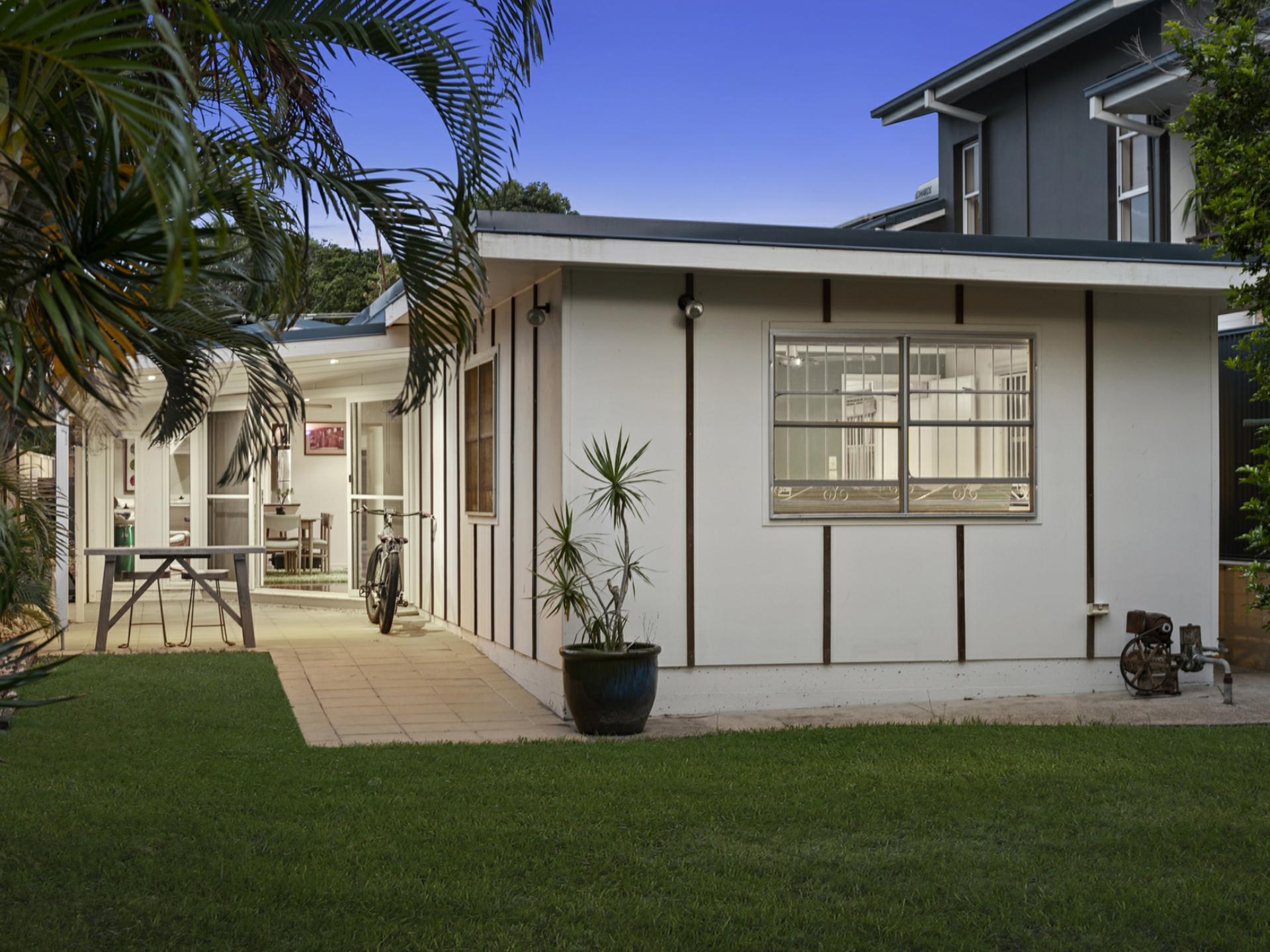 130 Cypress Terrace, PALM BEACH